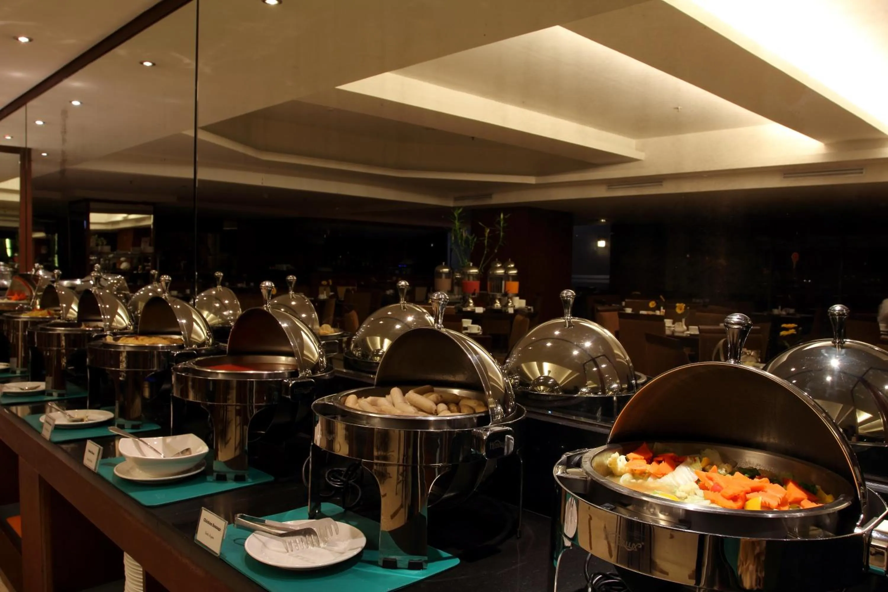 Restaurant/places to eat in Best Western Mangga Dua Hotel & Residence