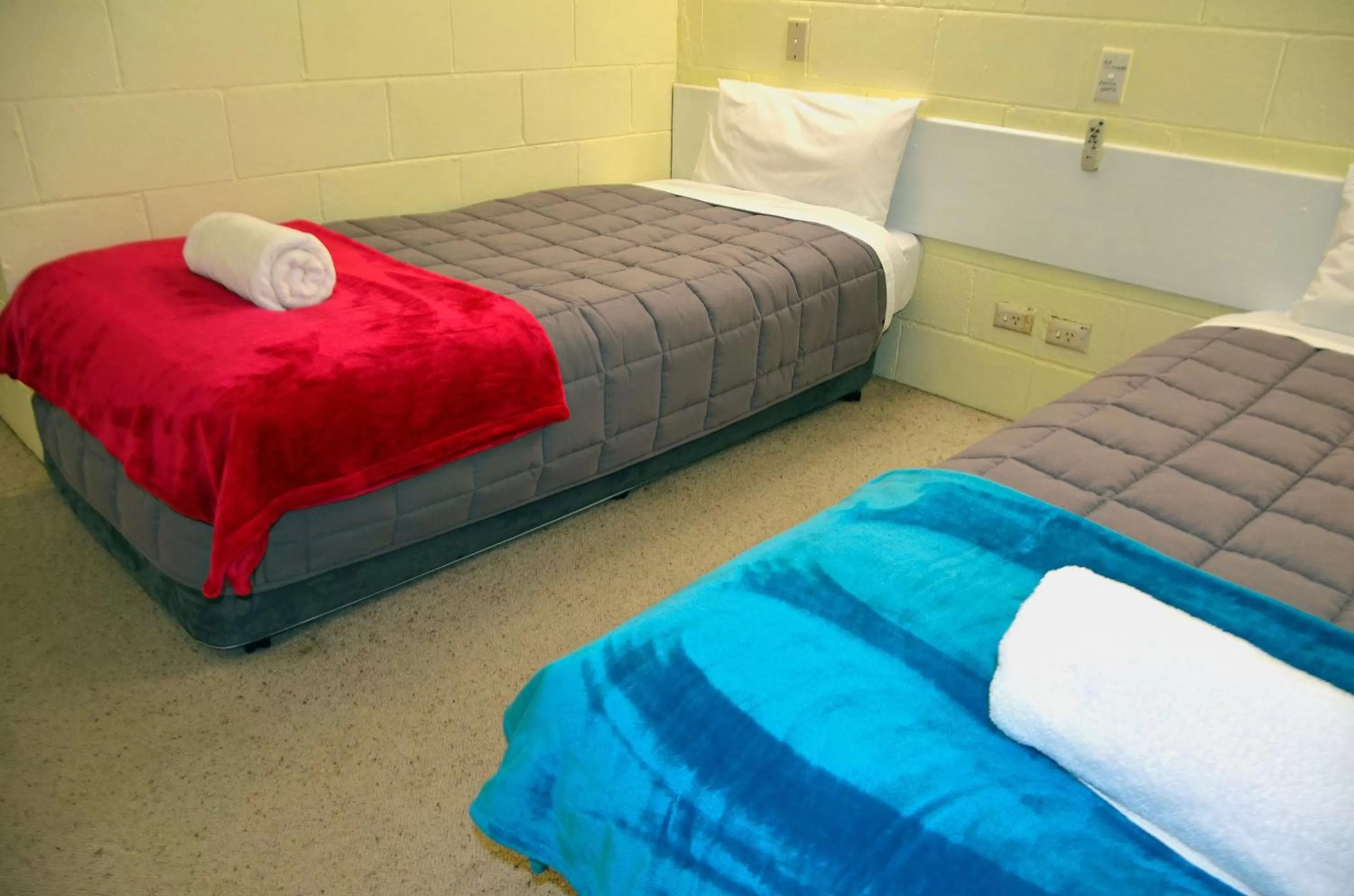 Bed in Charles Sturt Motor Inn