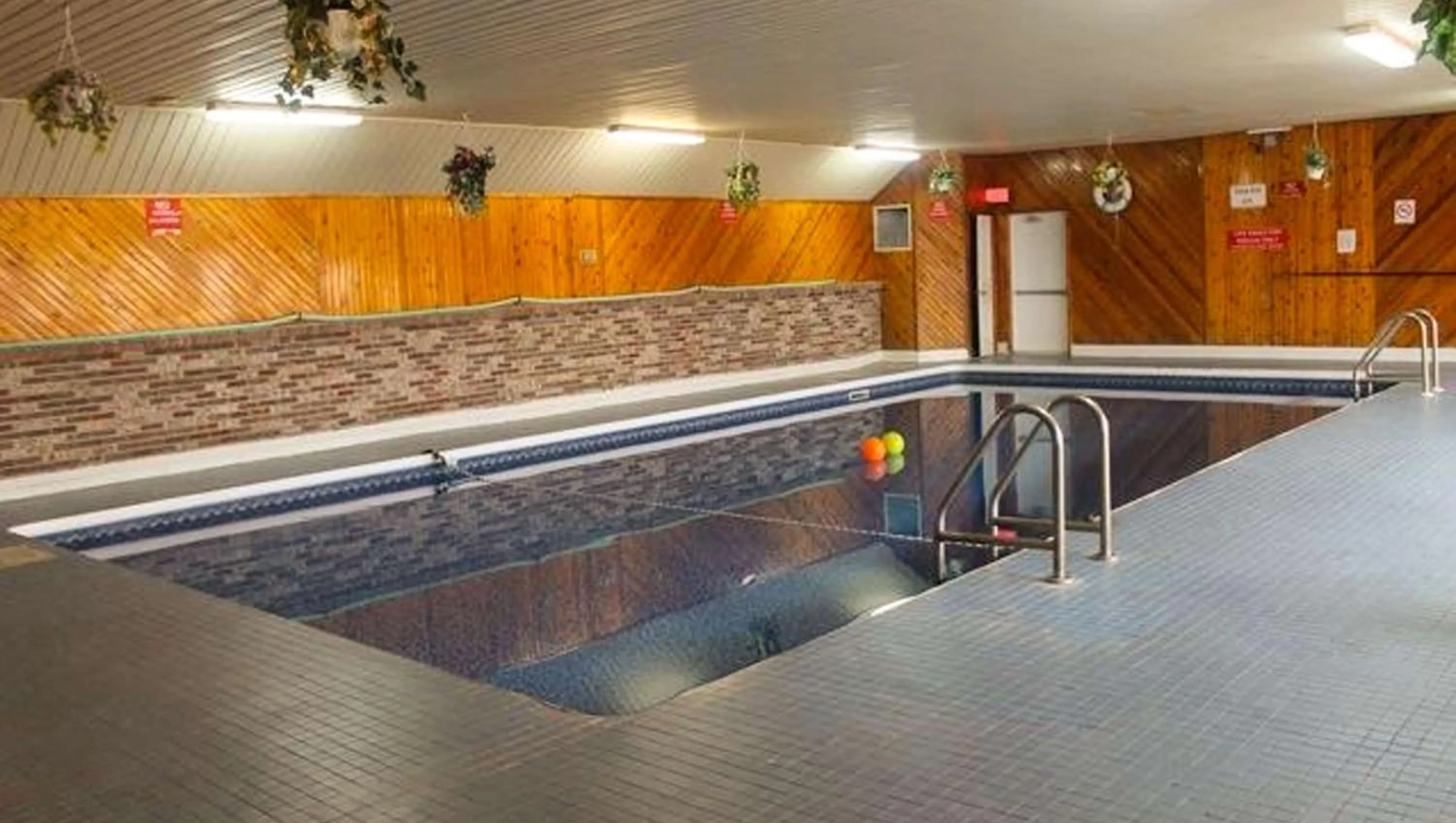 Swimming pool in Traveller's Inn Prince Edward Island