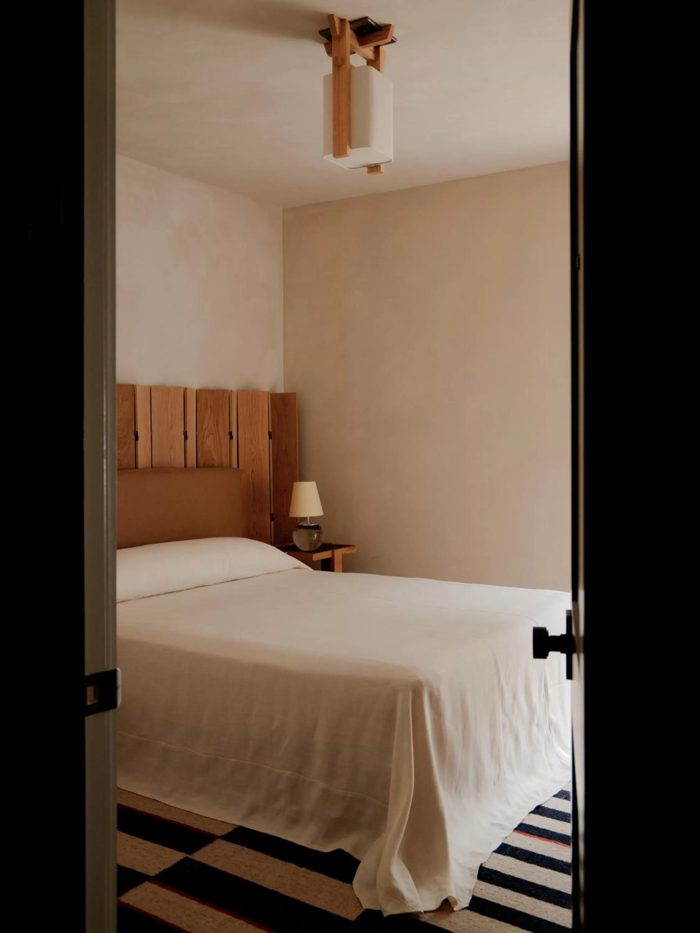 Bedroom, Bed in The James Bradley