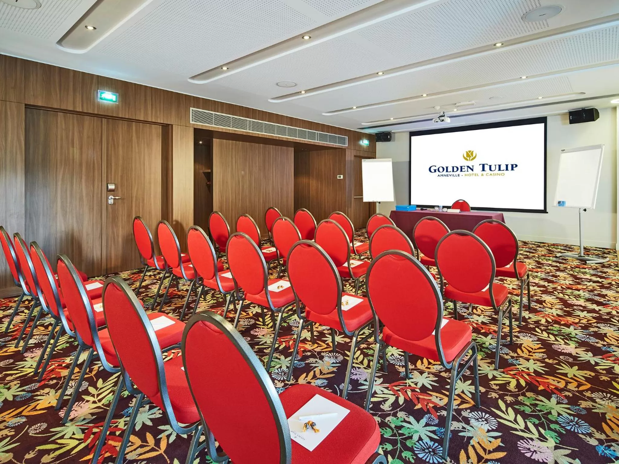 Meeting/conference room in Golden Tulip Amnéville - Hôtel Spa & Casino