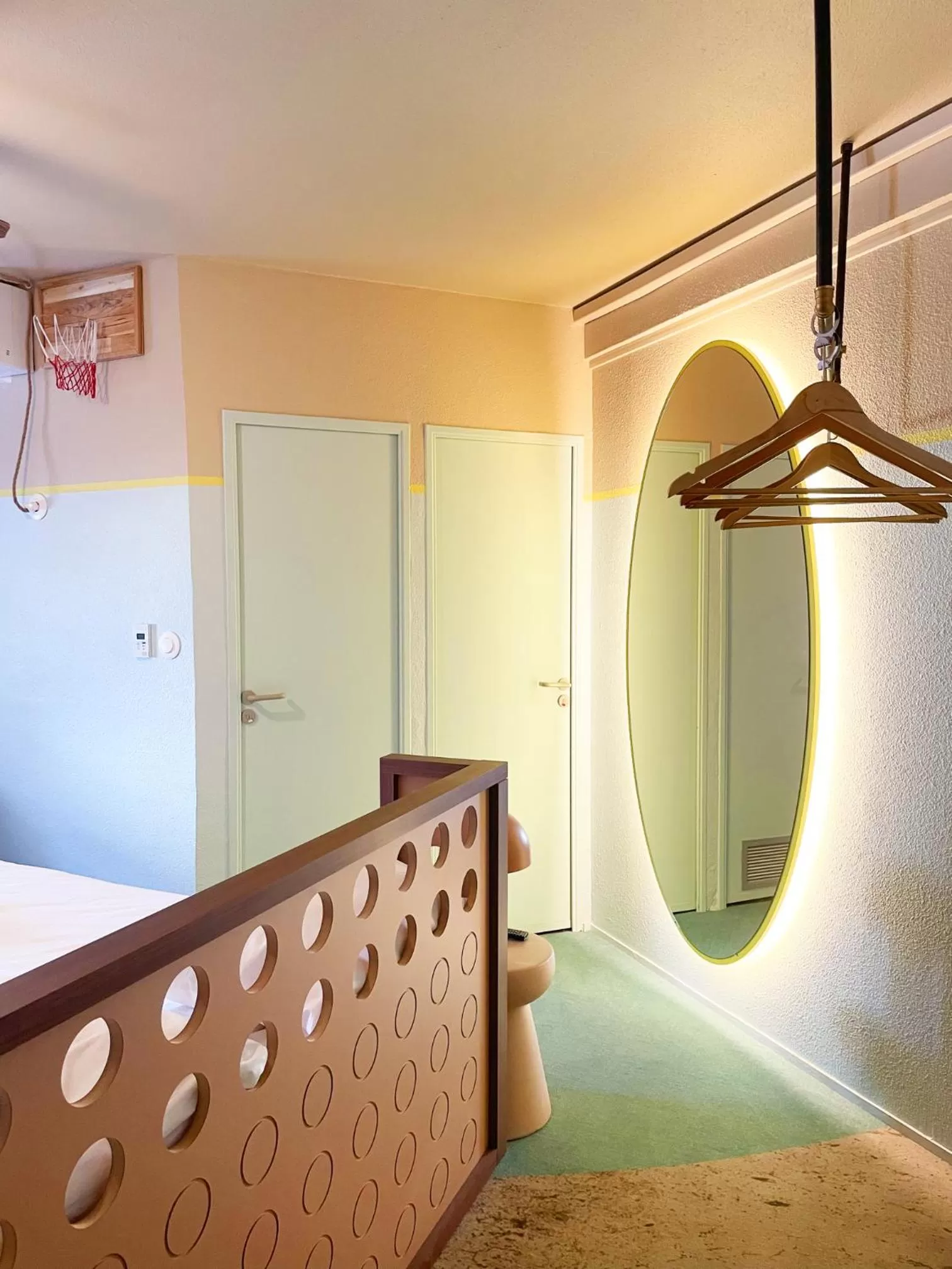 Bedroom in greet hôtel Pont du Gard - Route d'Avignon