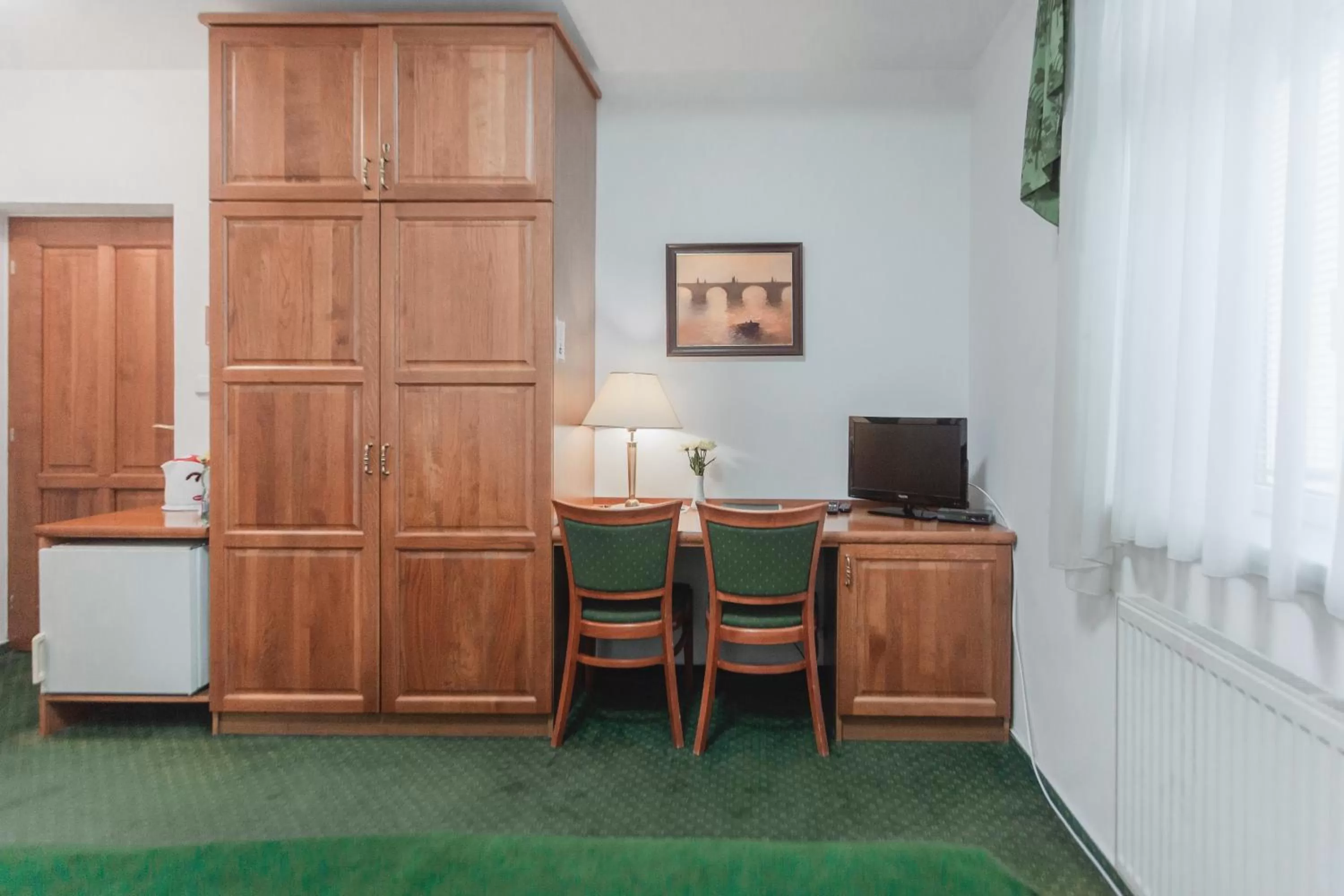 TV and multimedia in Hotel Peko