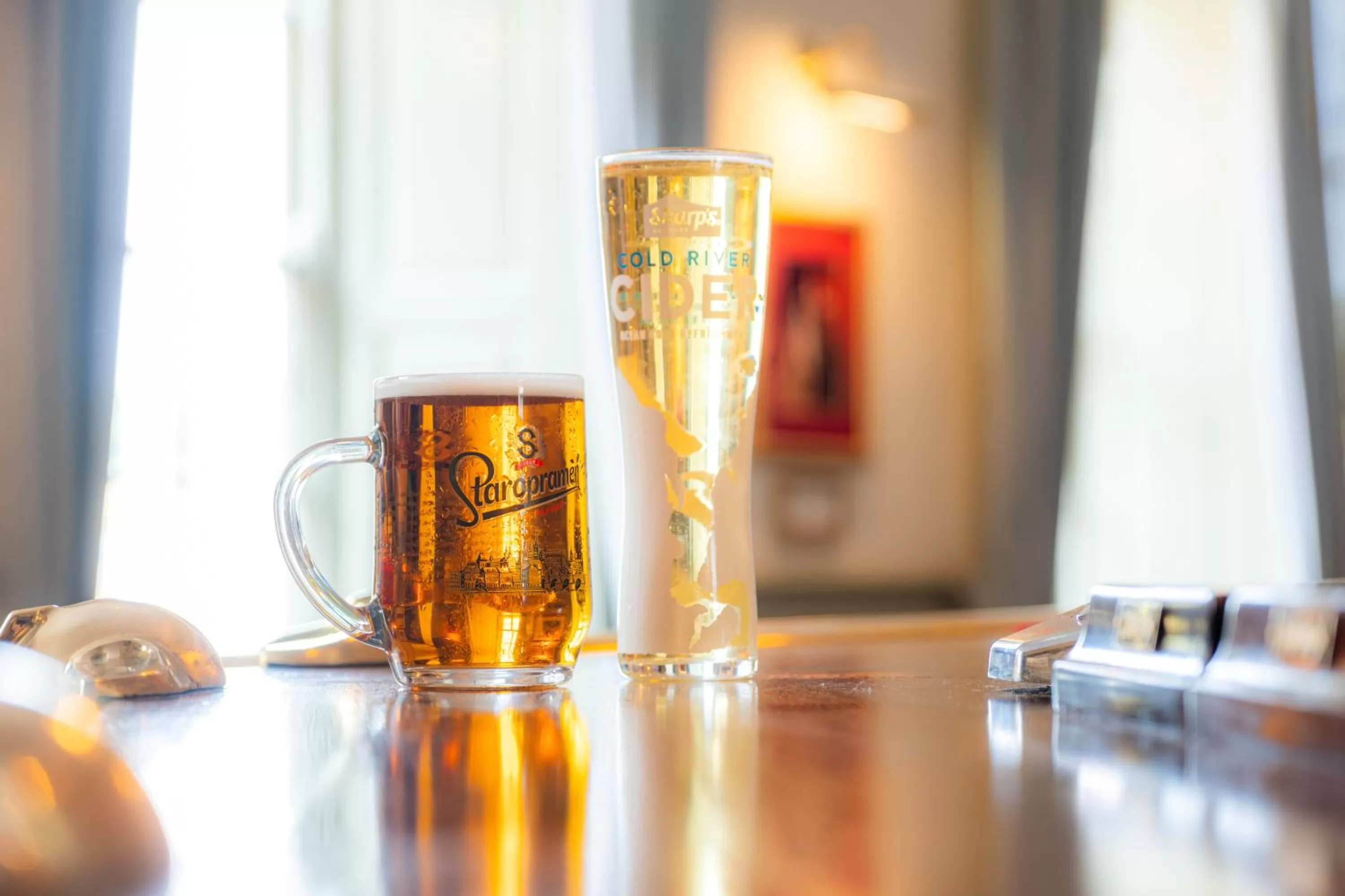 Drinks in The George Hotel