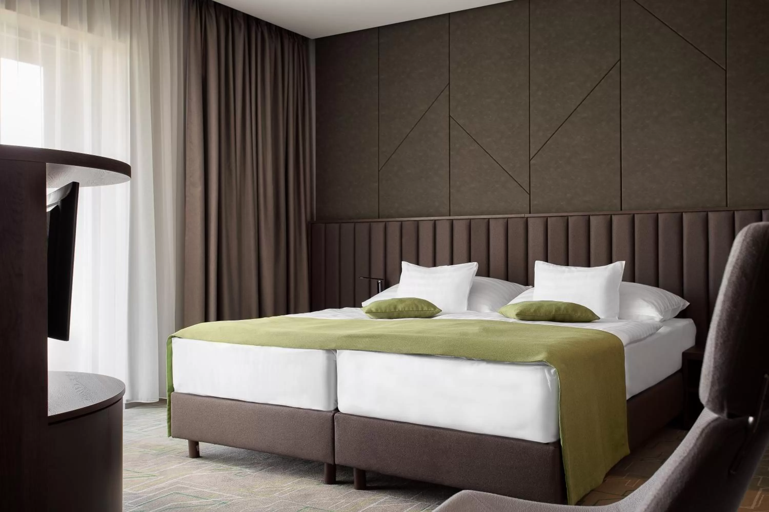 Bedroom, Bed in Hunguest Hotel Sóstó