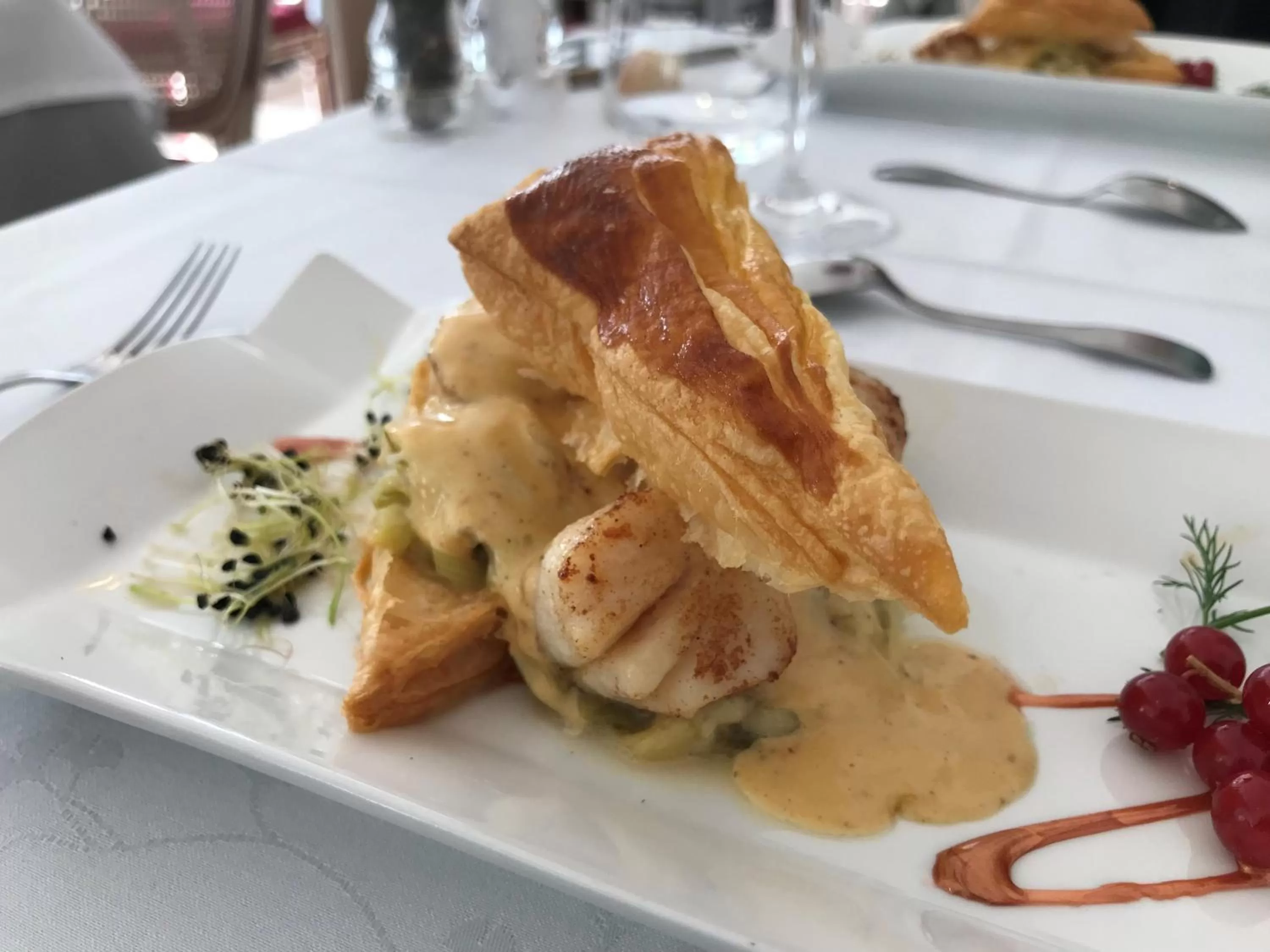 Logis - Hostellerie Le Chatel Nangis