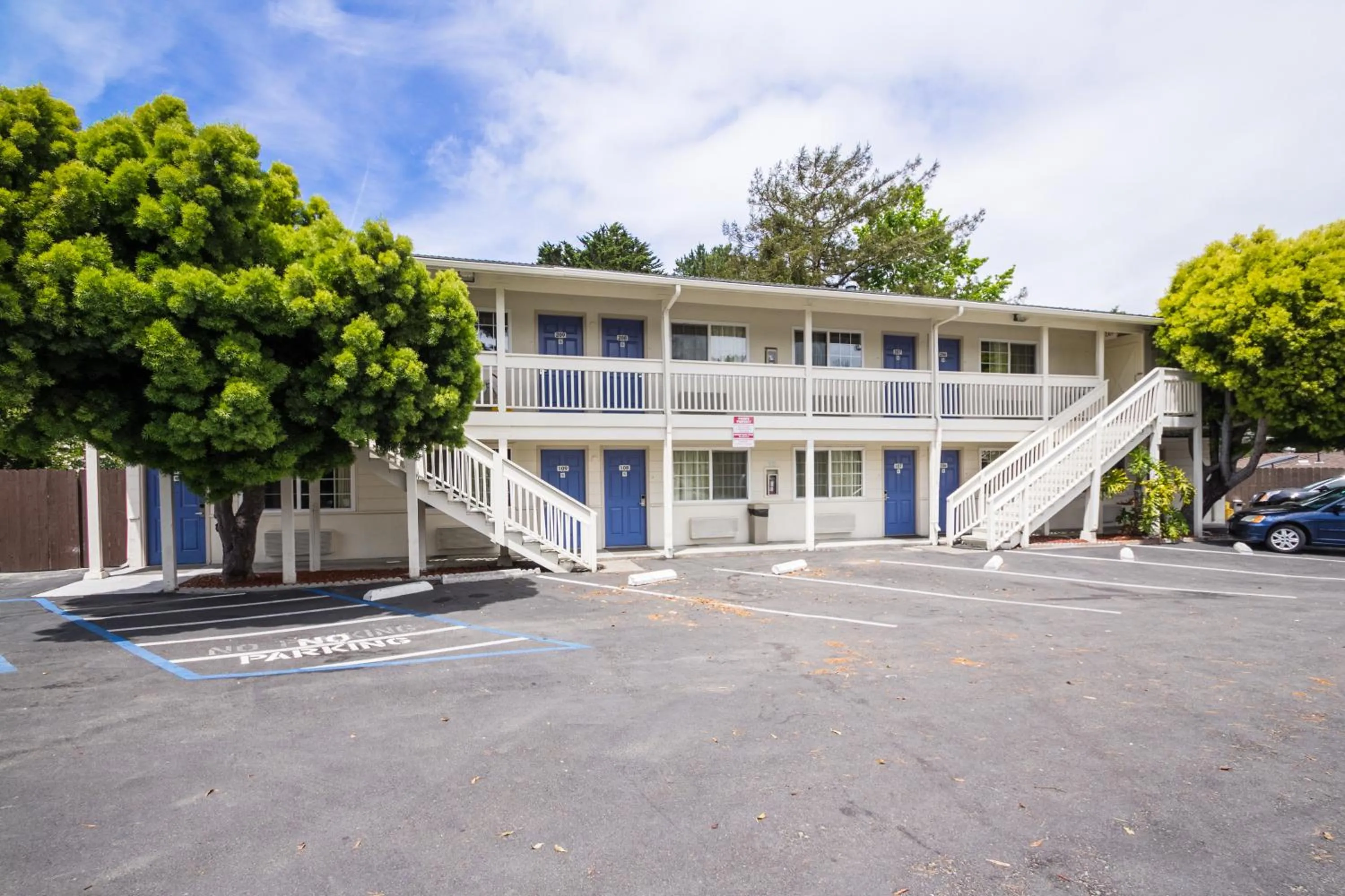 Property Building in Motel 6 - Downtown Monterey