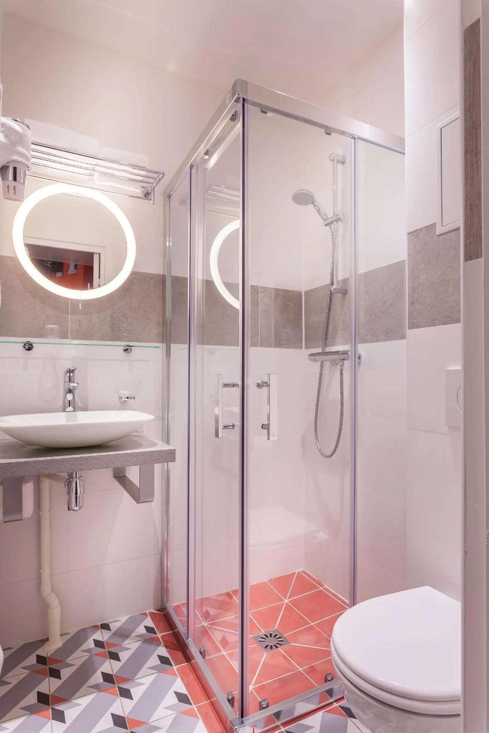 Bathroom in Hotel Jenner