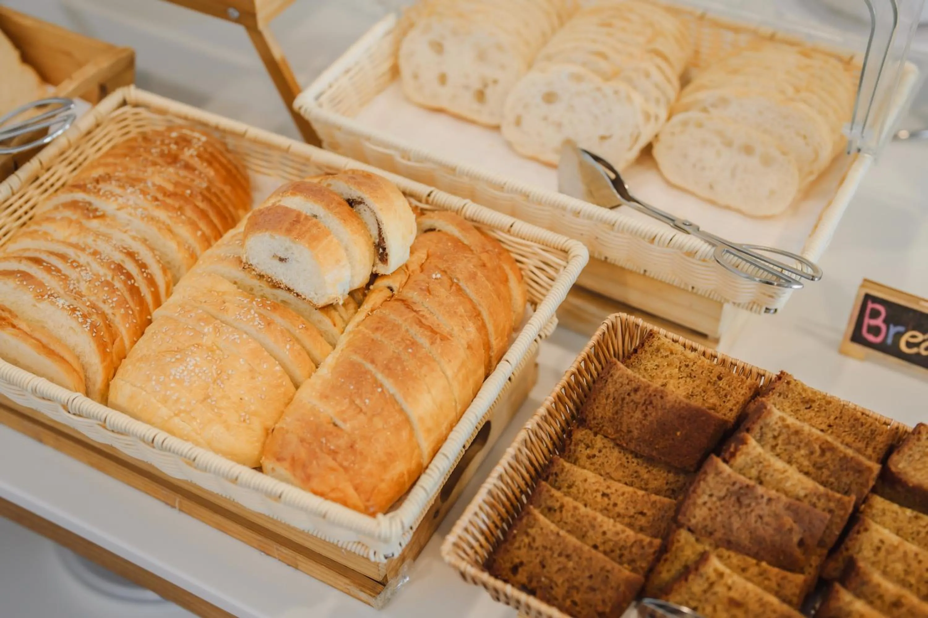 Breakfast in The Lunar Patong