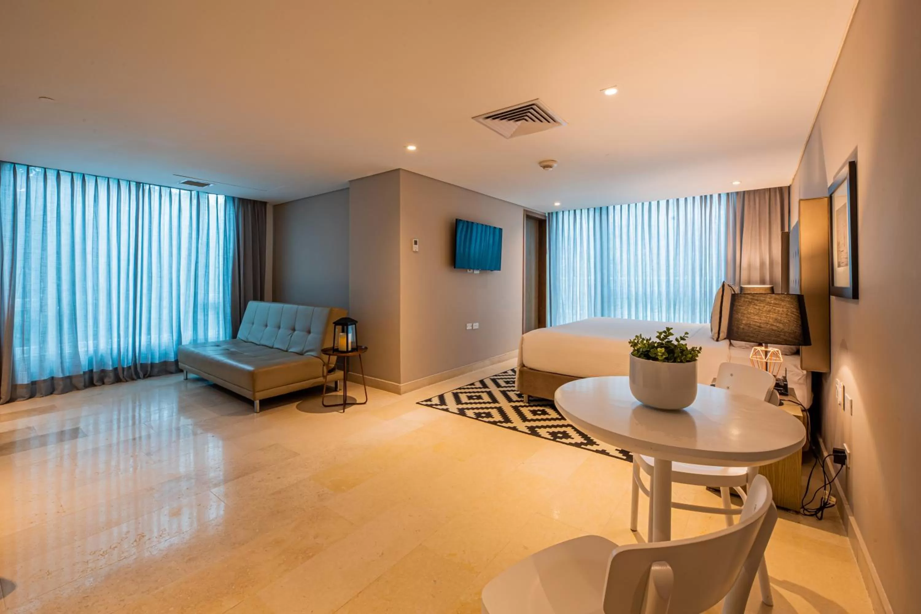 Photo of the whole room in GHL San Lazaro Art Hotel