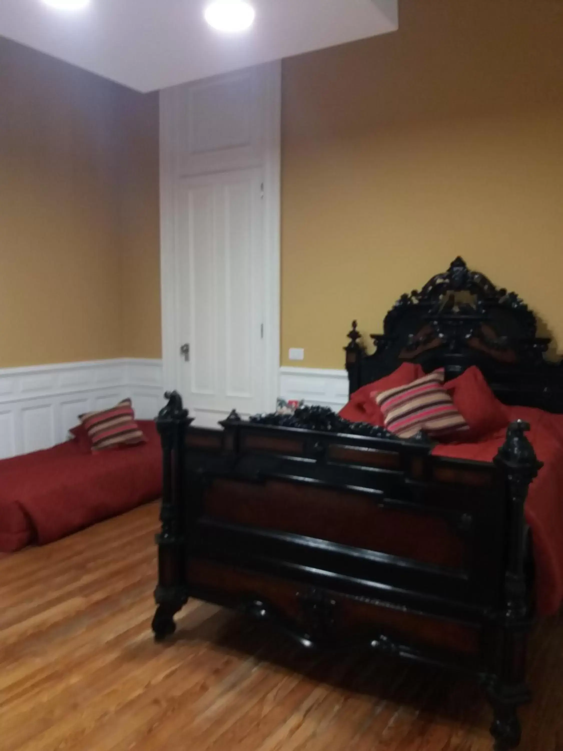 Deluxe Triple Room in Kalahat Deluxe Triple Room in Kalahat