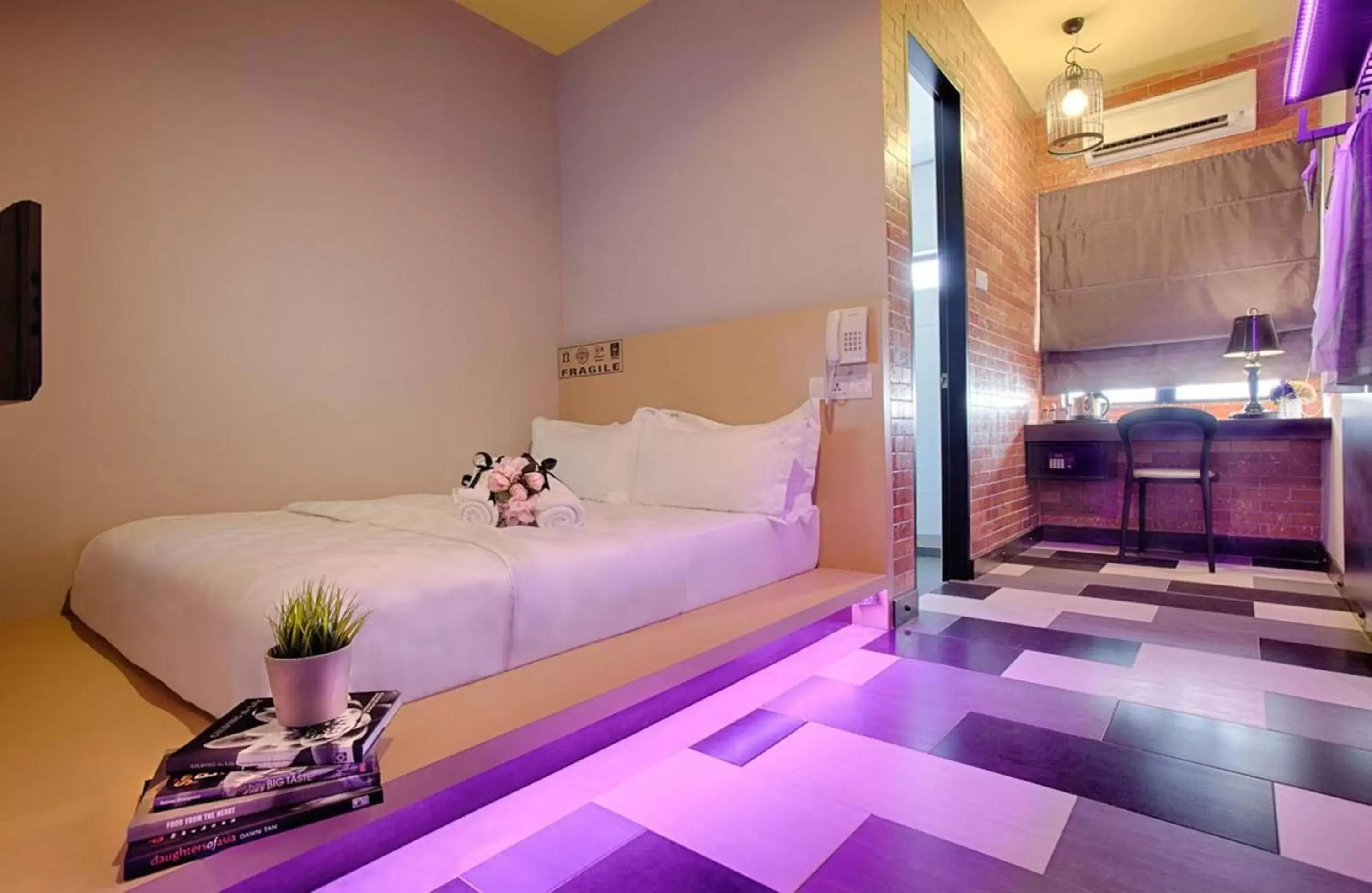 Superior Double Room in the youniQ Hotel, Kuala Lumpur International Airport Superior Double Room in the youniQ Hotel, Kuala Lumpur International Airport