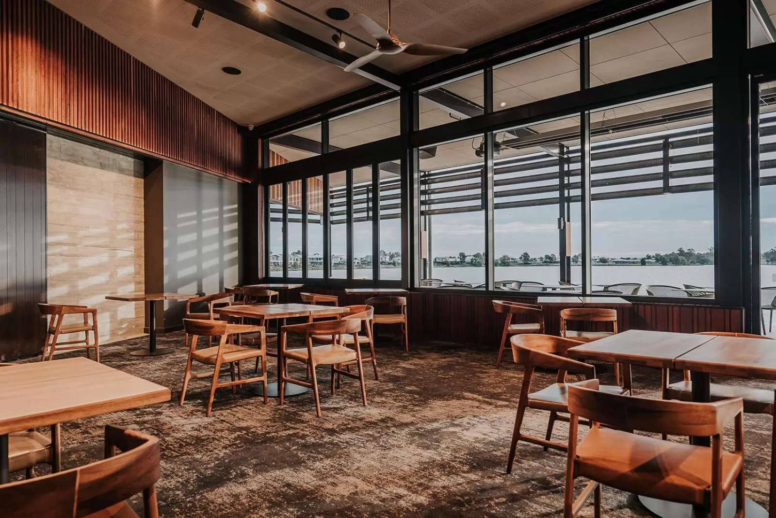 Restaurant/places to eat in The Sebel Yarrawonga Silverwoods