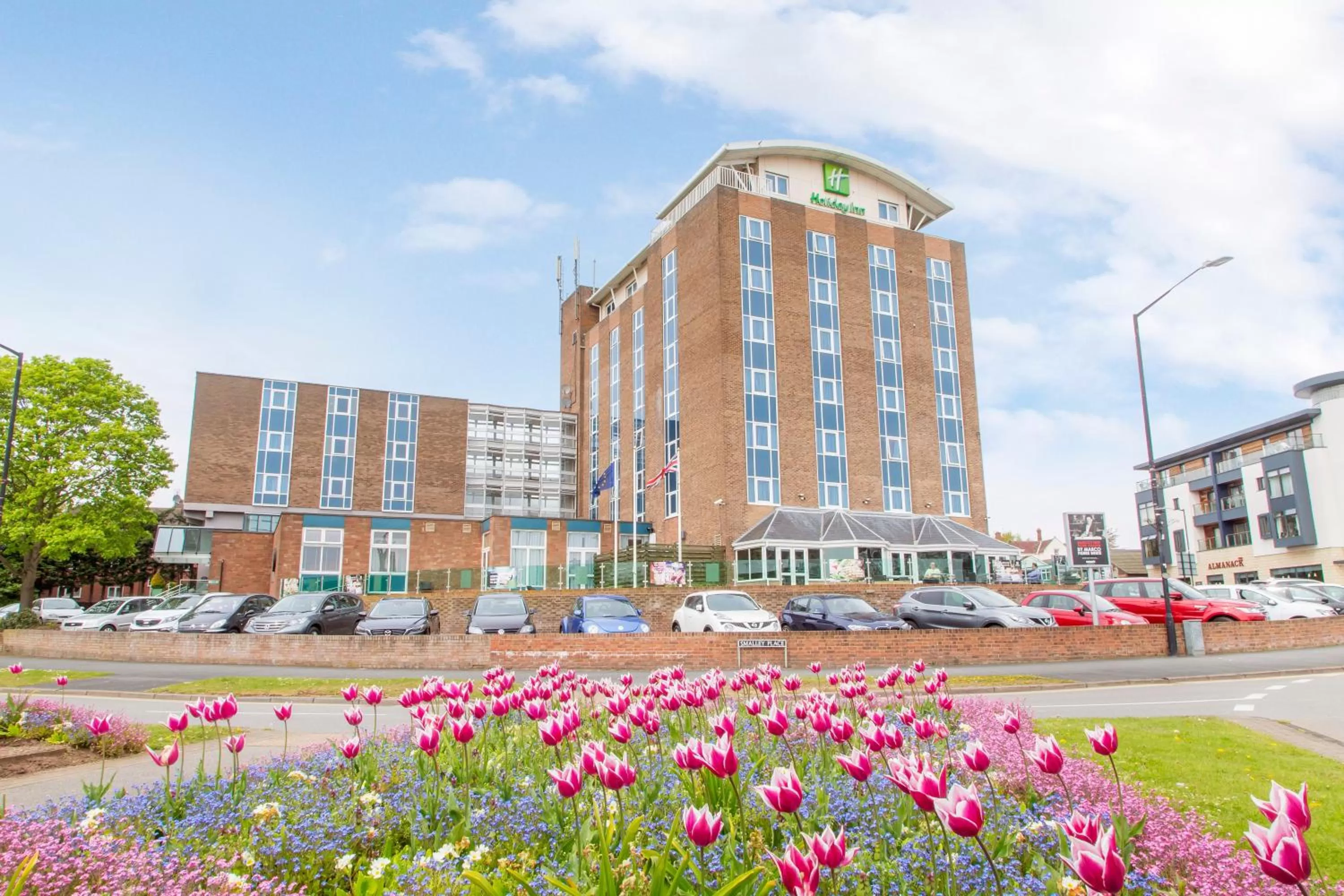 Property building in Holiday Inn Kenilworth - Warwick by IHG