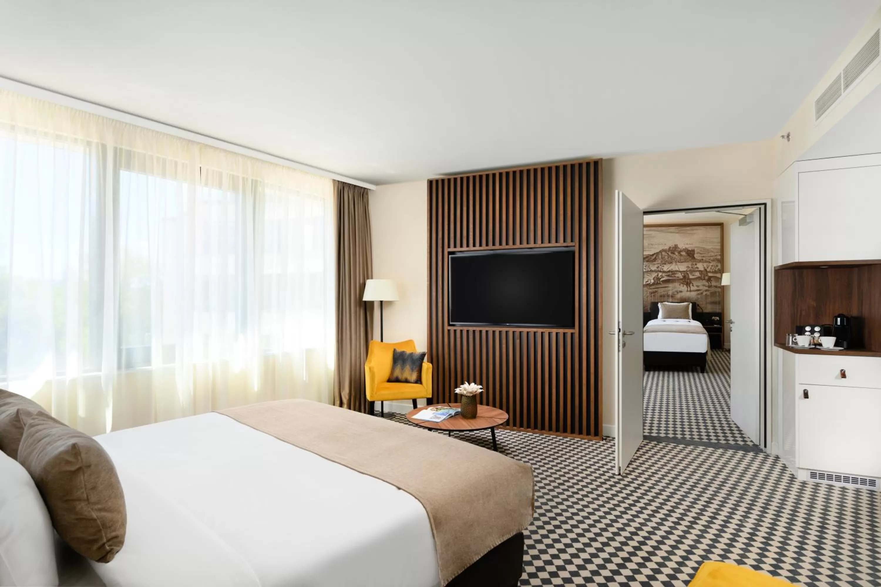 Photo of the whole room, Bed in Grand Hotel Esztergom