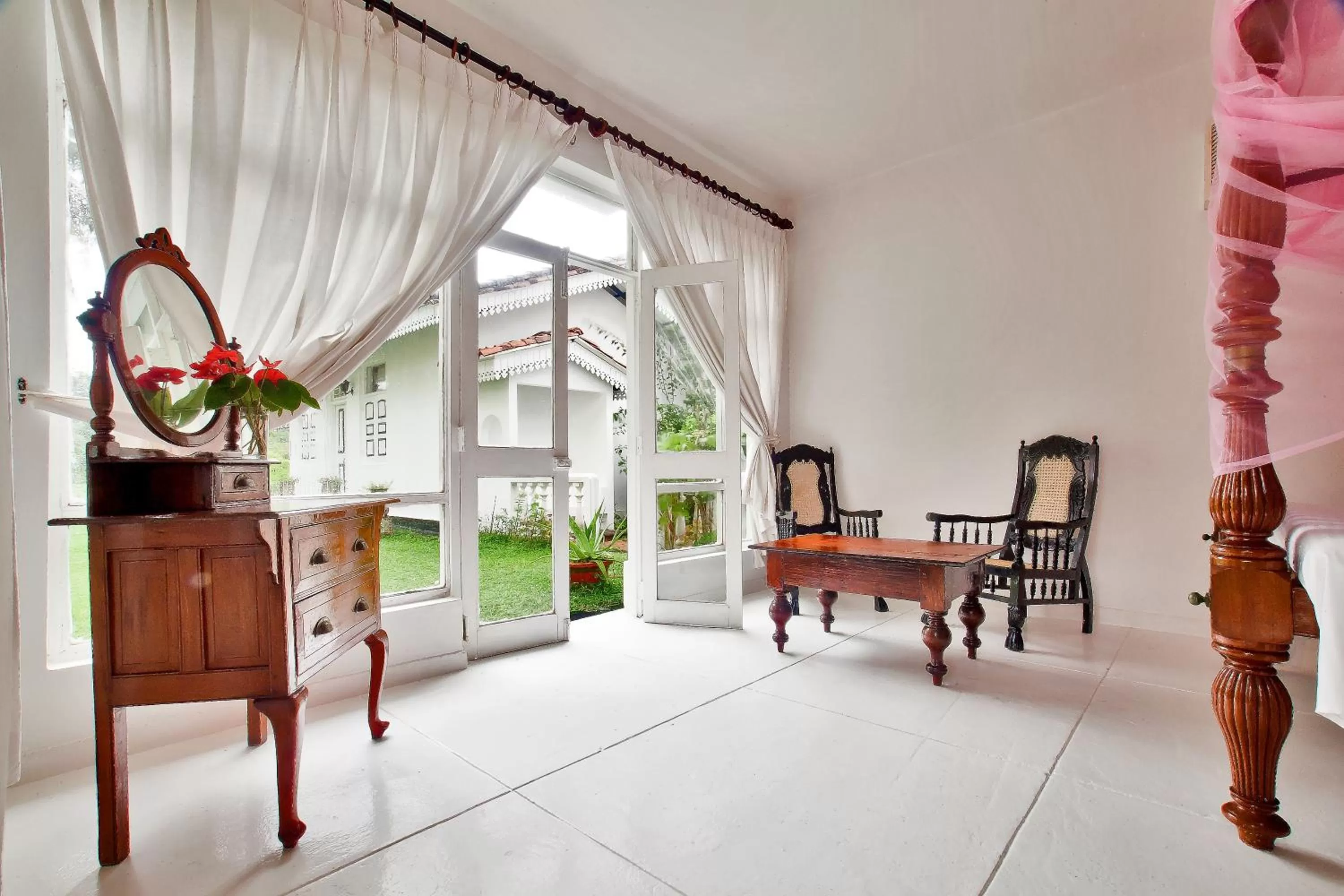 Bed in Chitra Ayurveda