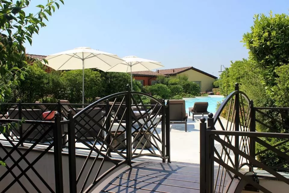 Day in Joia Hotel & Luxury Apartments RTA