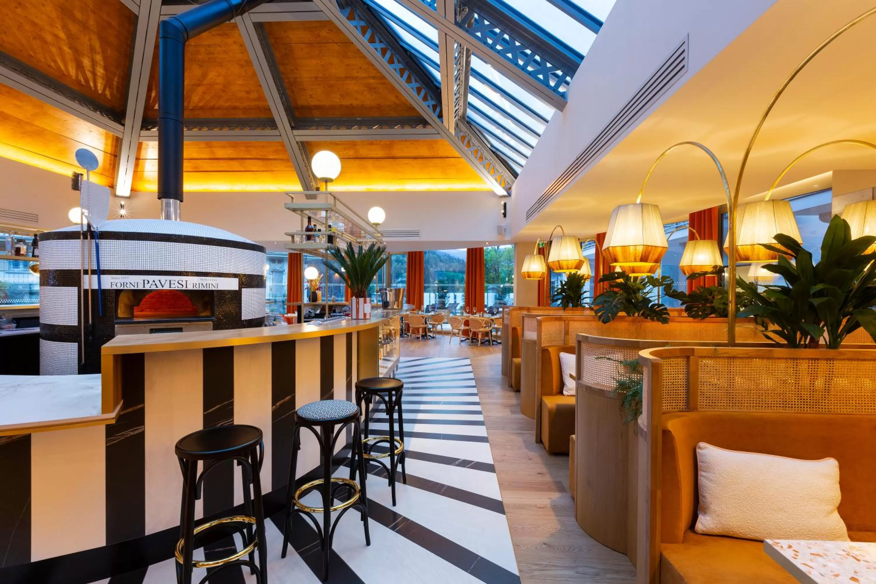 Restaurant/places to eat in Le Saint Gervais Hotel & Spa Handwritten Collection