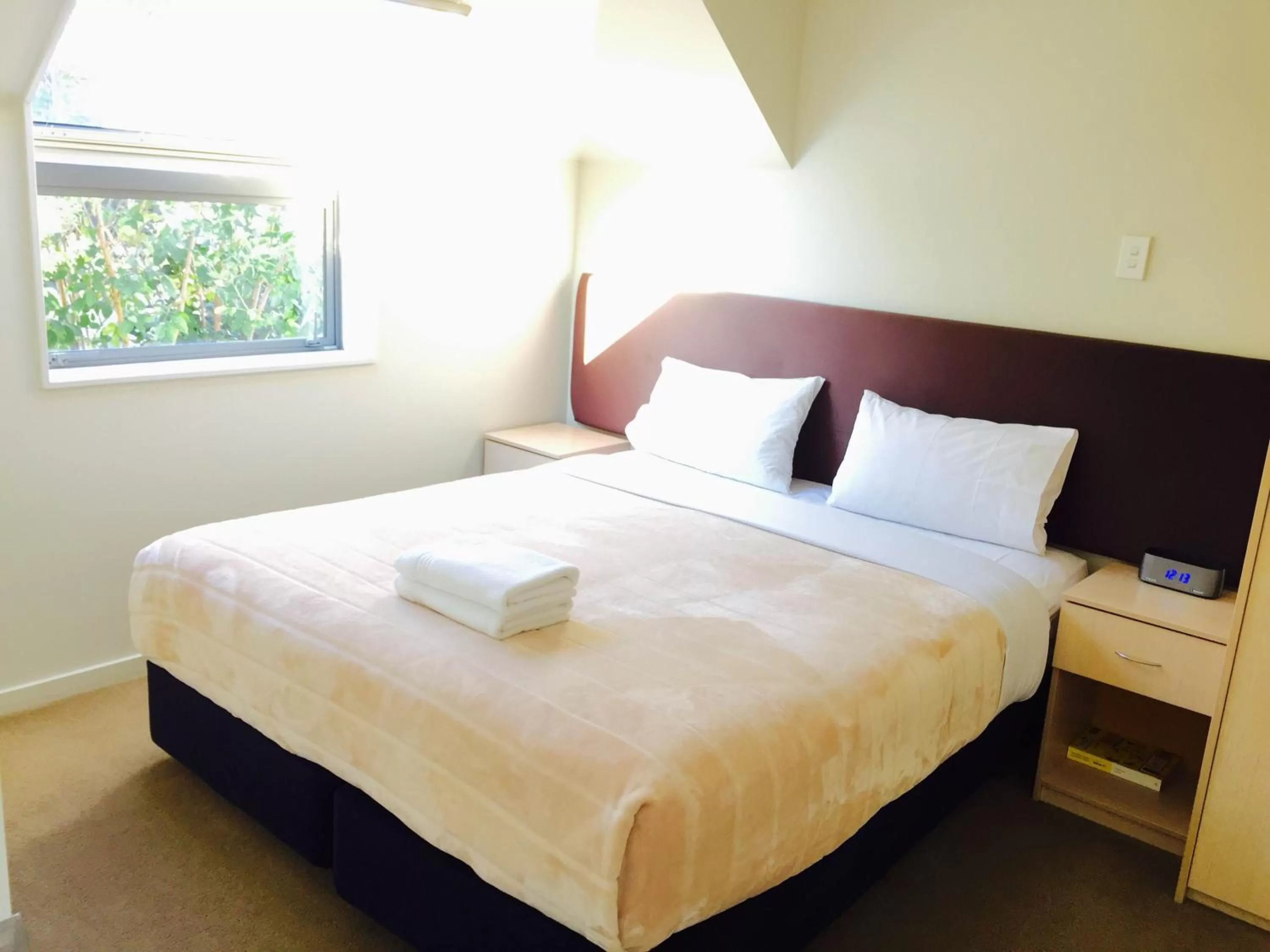 Bedroom, Bed in Alpha Motel with Spa-Bath