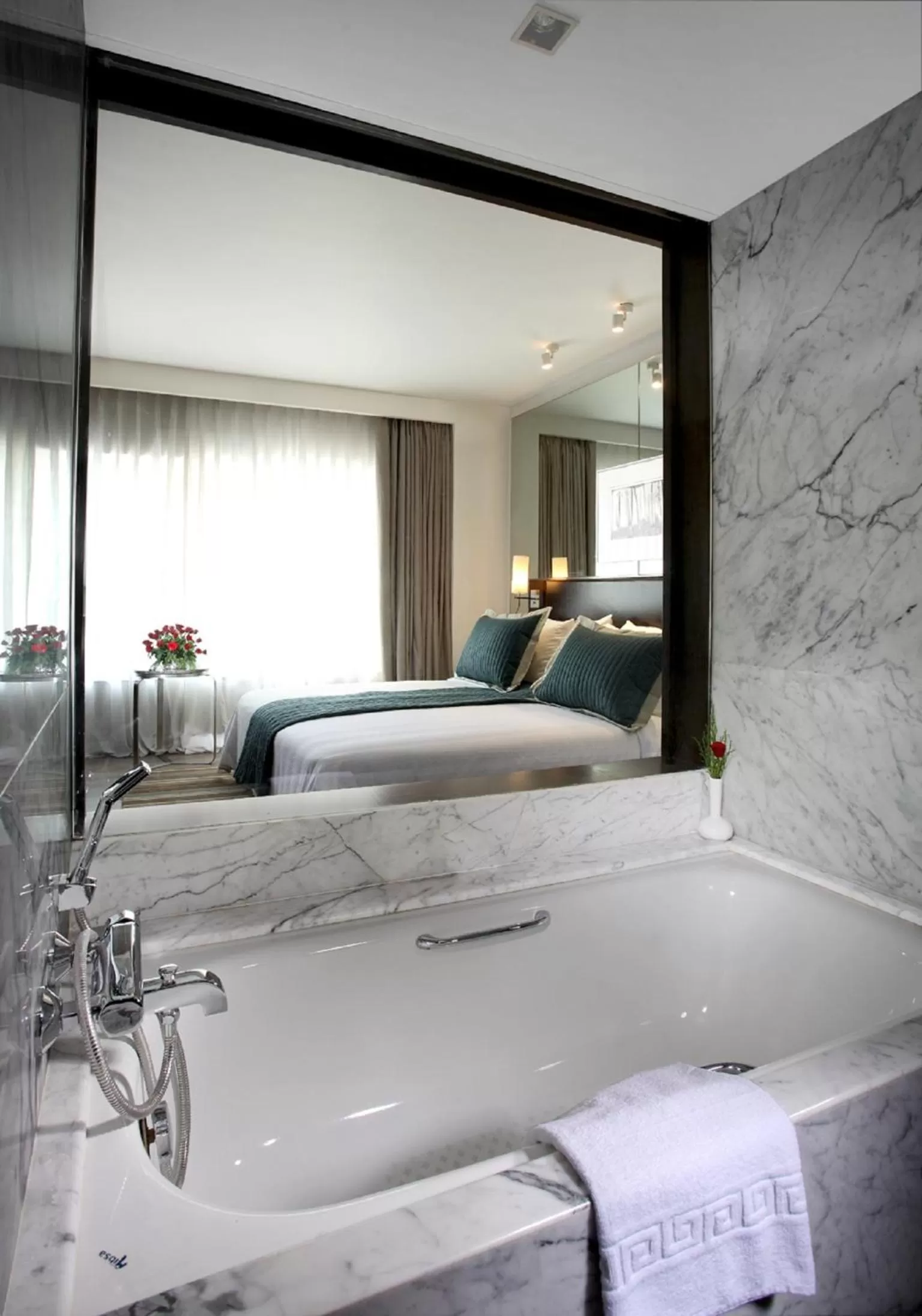 Bathroom in St Laurn Koregaon Park Pune