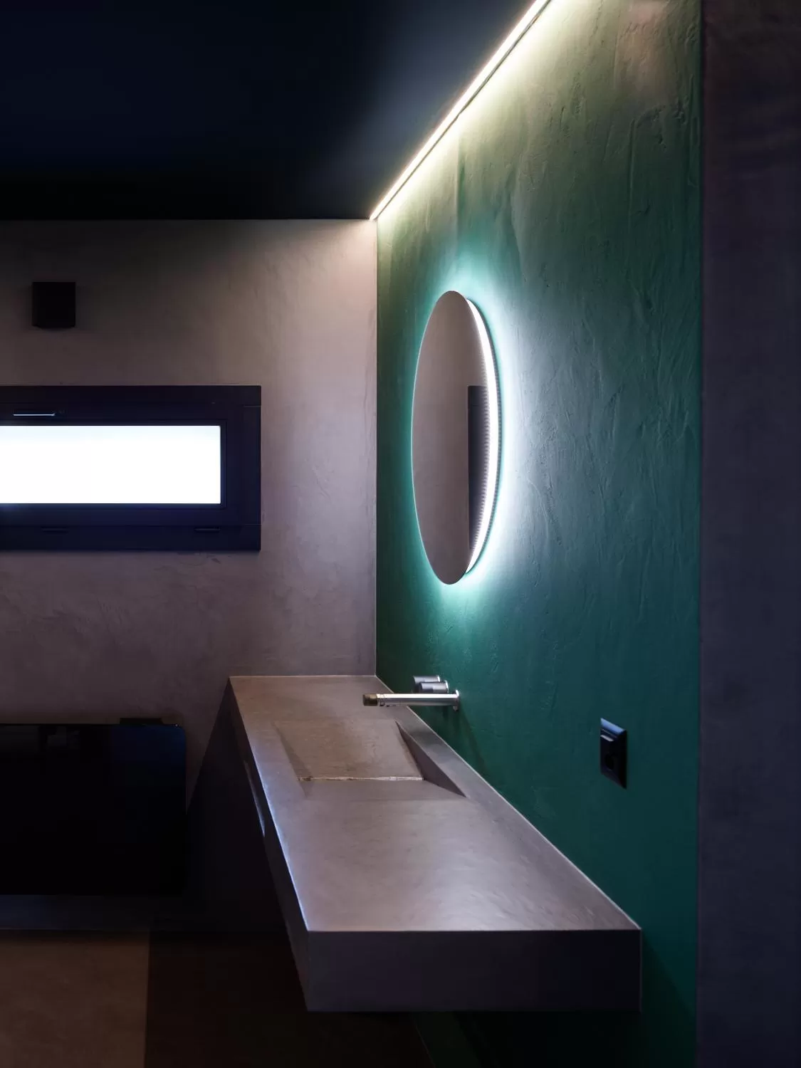 Bedroom in Whitepod Original