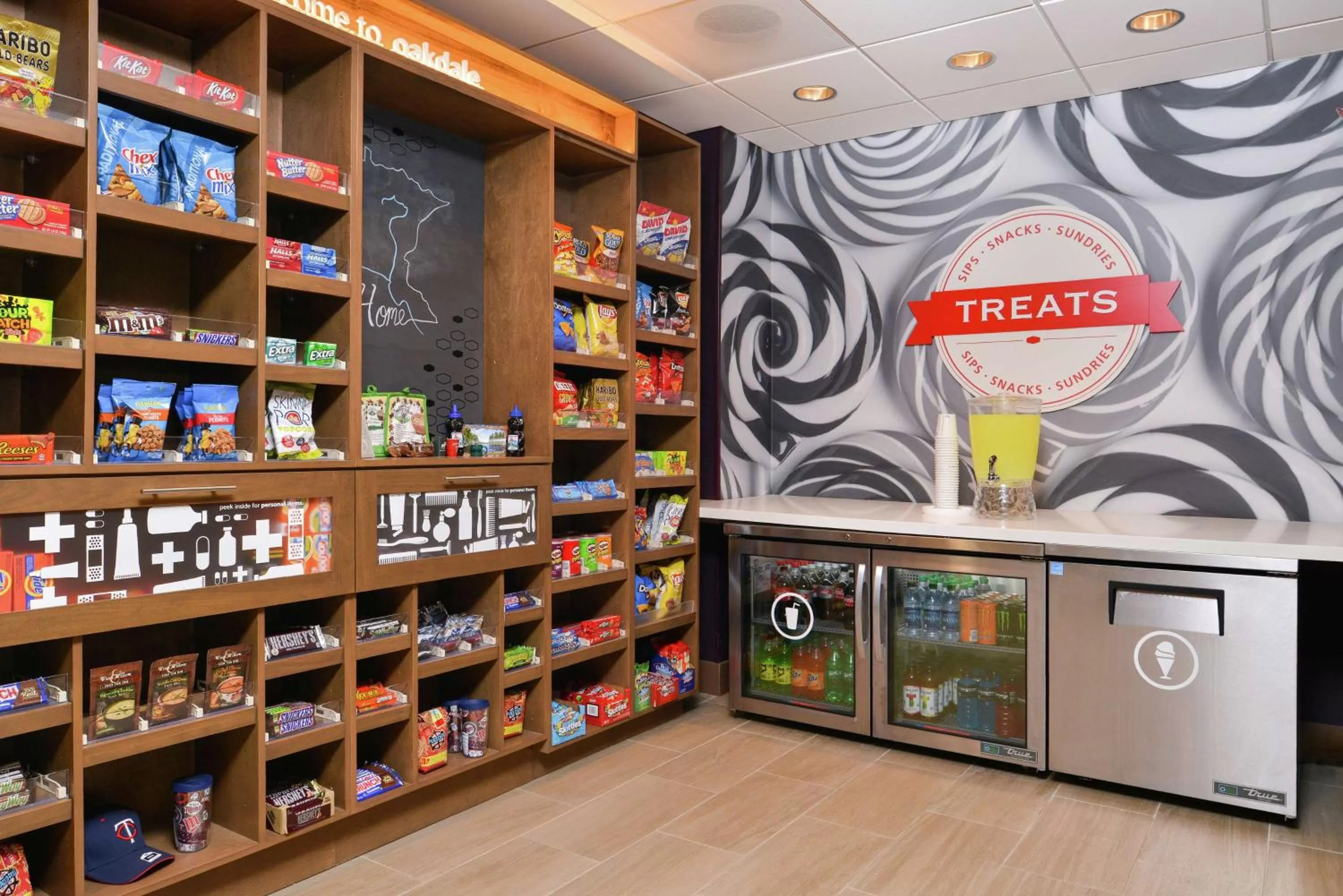 Restaurant/places to eat in Hampton Inn & Suites Saint Paul Oakdale Woodbury