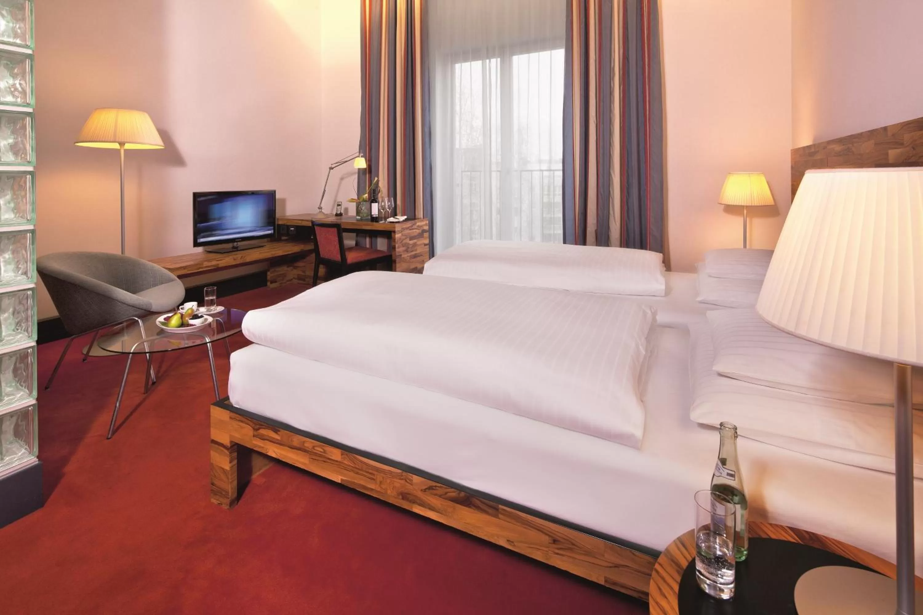 City view, Room Photo in Mövenpick Hotel Berlin Am Potsdamer Platz