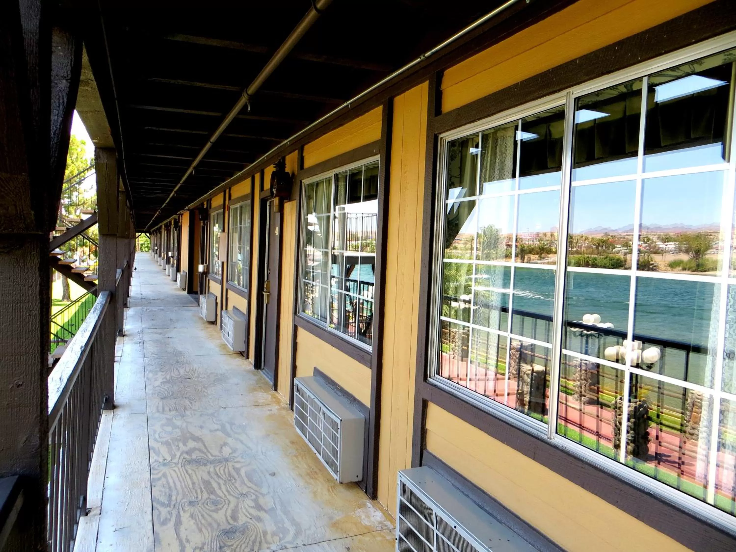 Facade/entrance in The New Pioneer