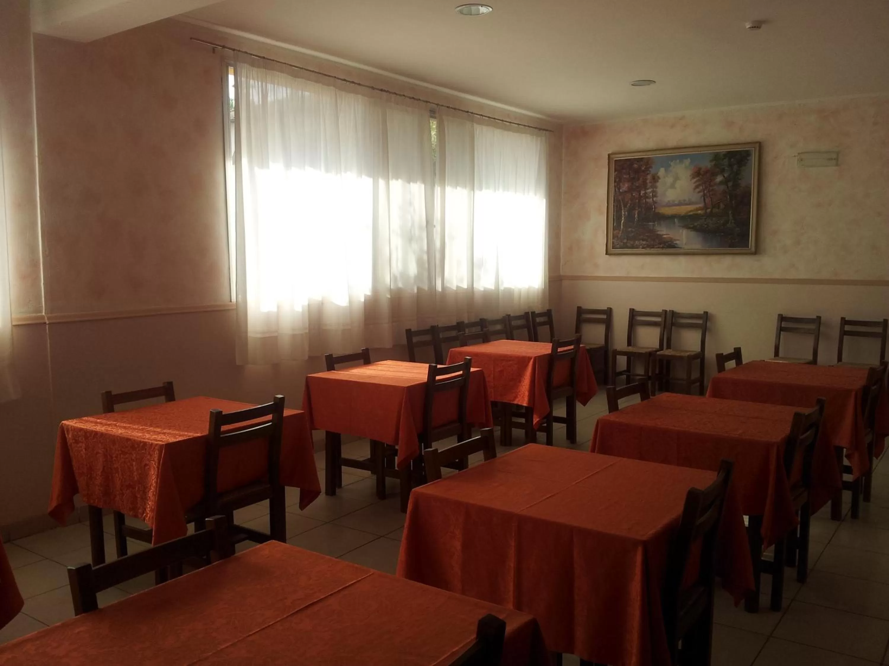 Restaurant/places to eat in Hotel Trasimeno Bittarelli