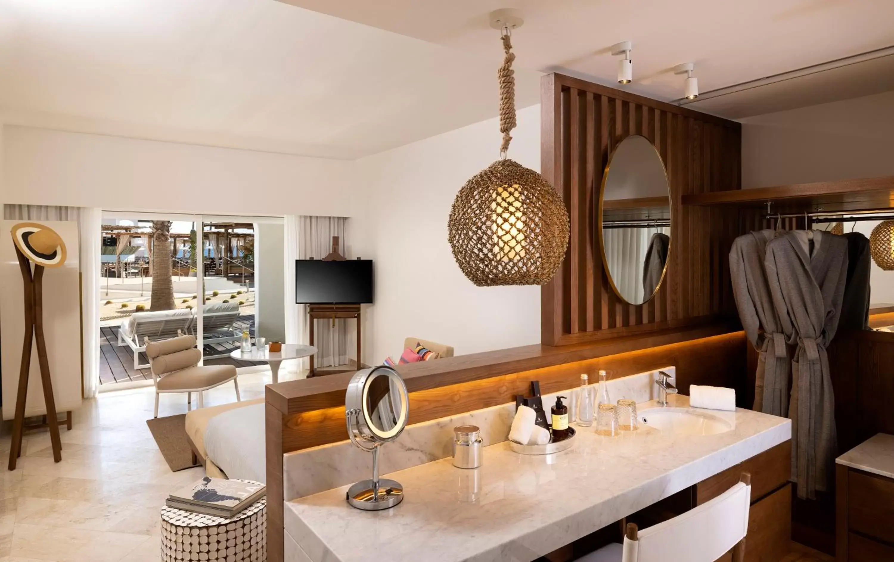 Superior ME+ with Social Hot Tub in ME Cabo by Meliá Superior ME+ with Social Hot Tub in ME Cabo by Meliá