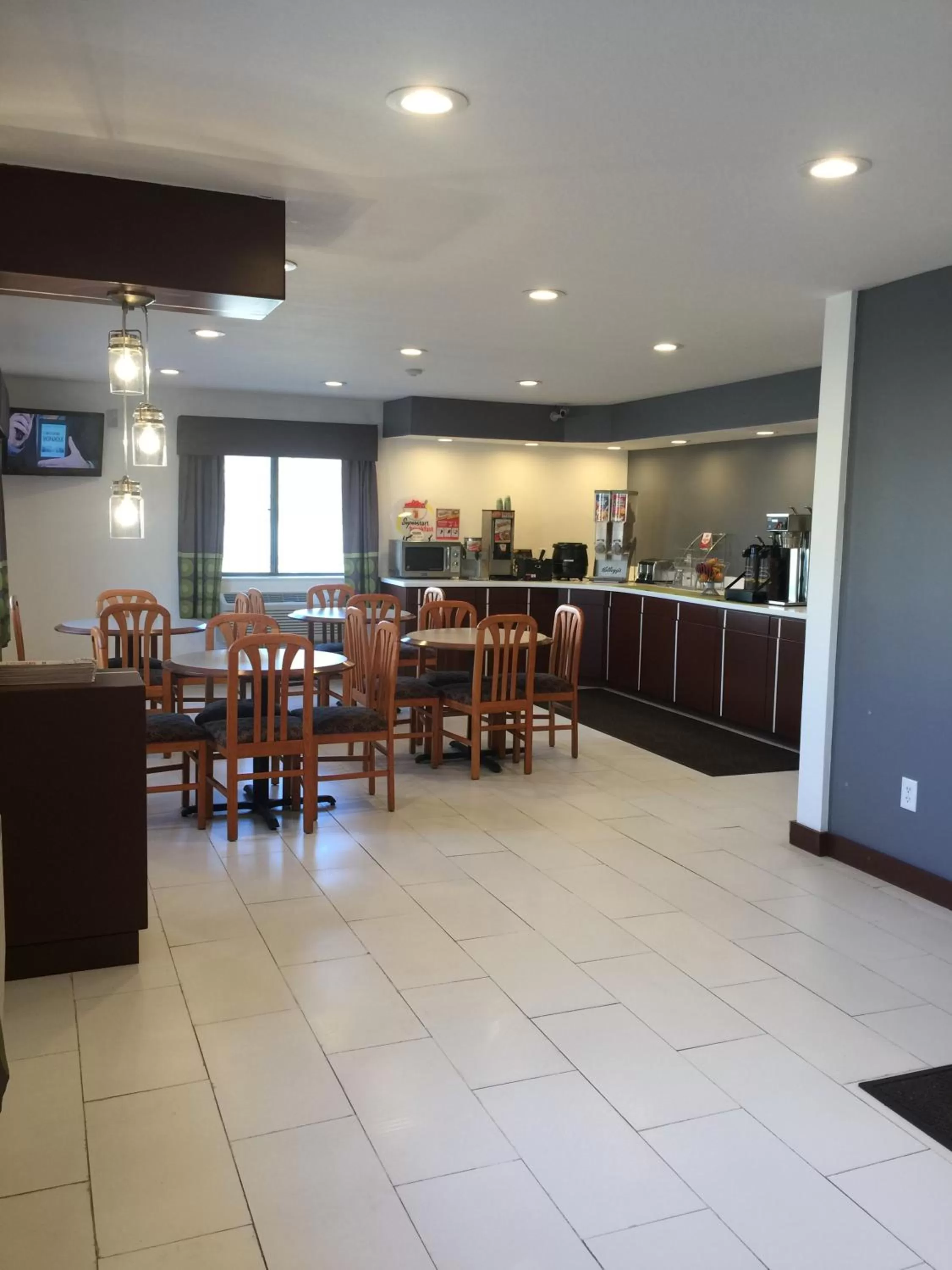 Other in Super 8 by Wyndham Zanesville