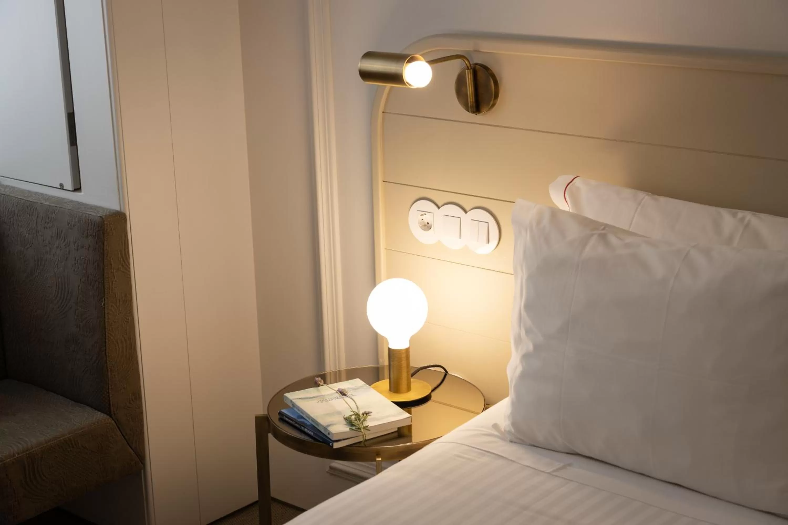 Decorative detail, Bed in Lisboa Pessoa Hotel