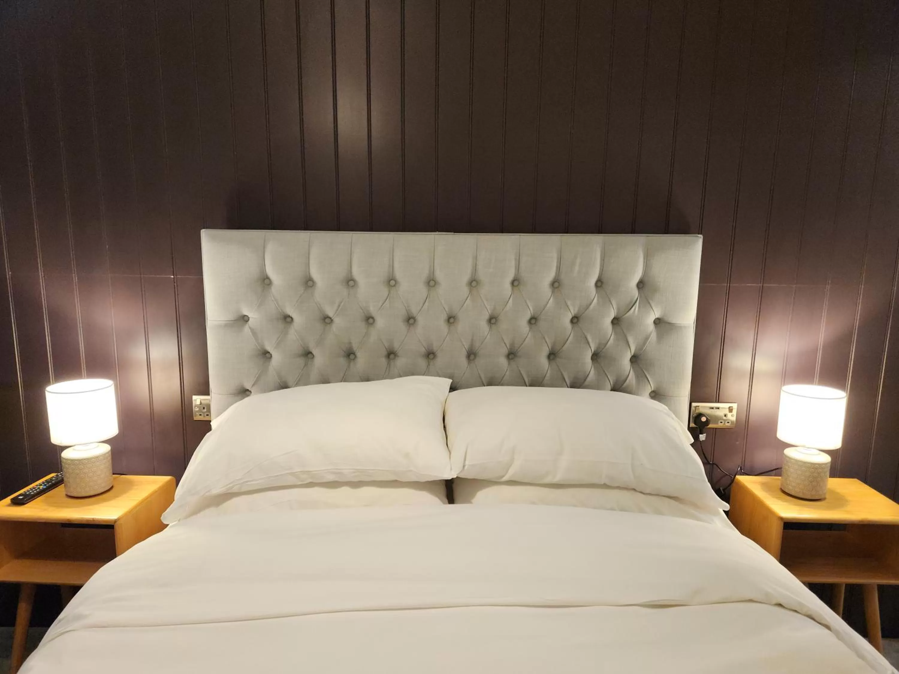 Bed in The Swan - A Colombo Edition Hotel