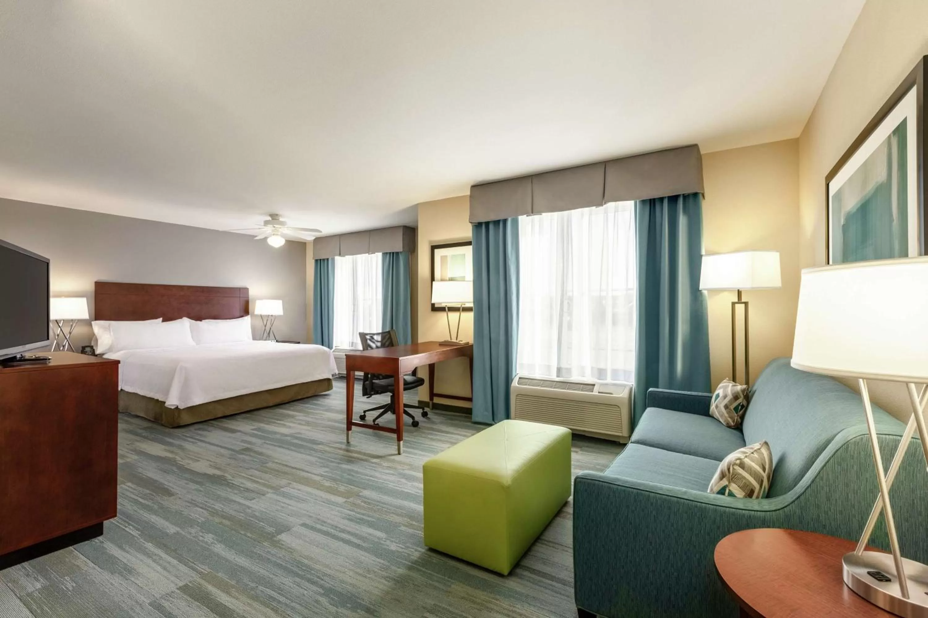 Bedroom, Bed in Homewood Suites by Hilton Macon-North