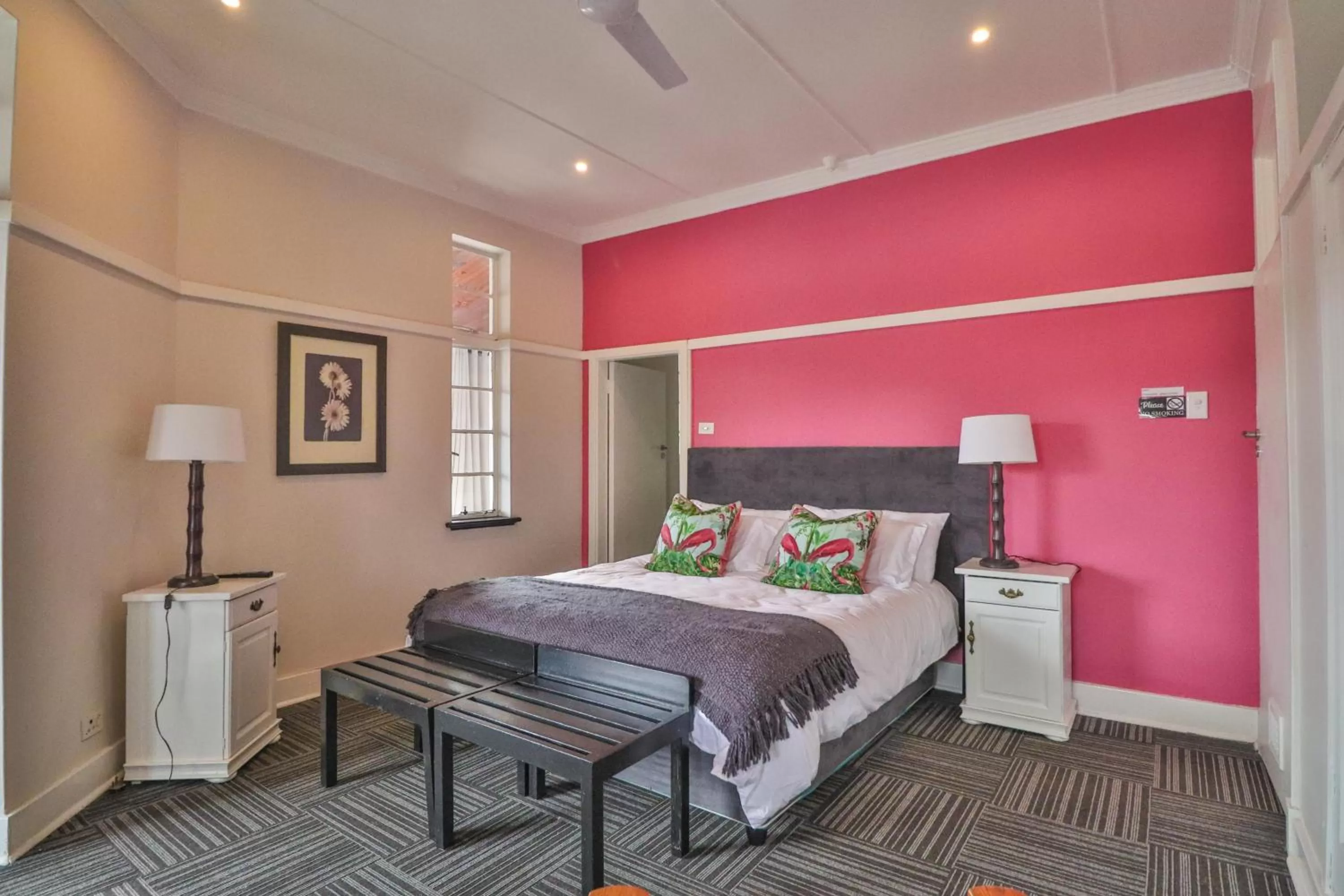 Bed in Thistle Hotel