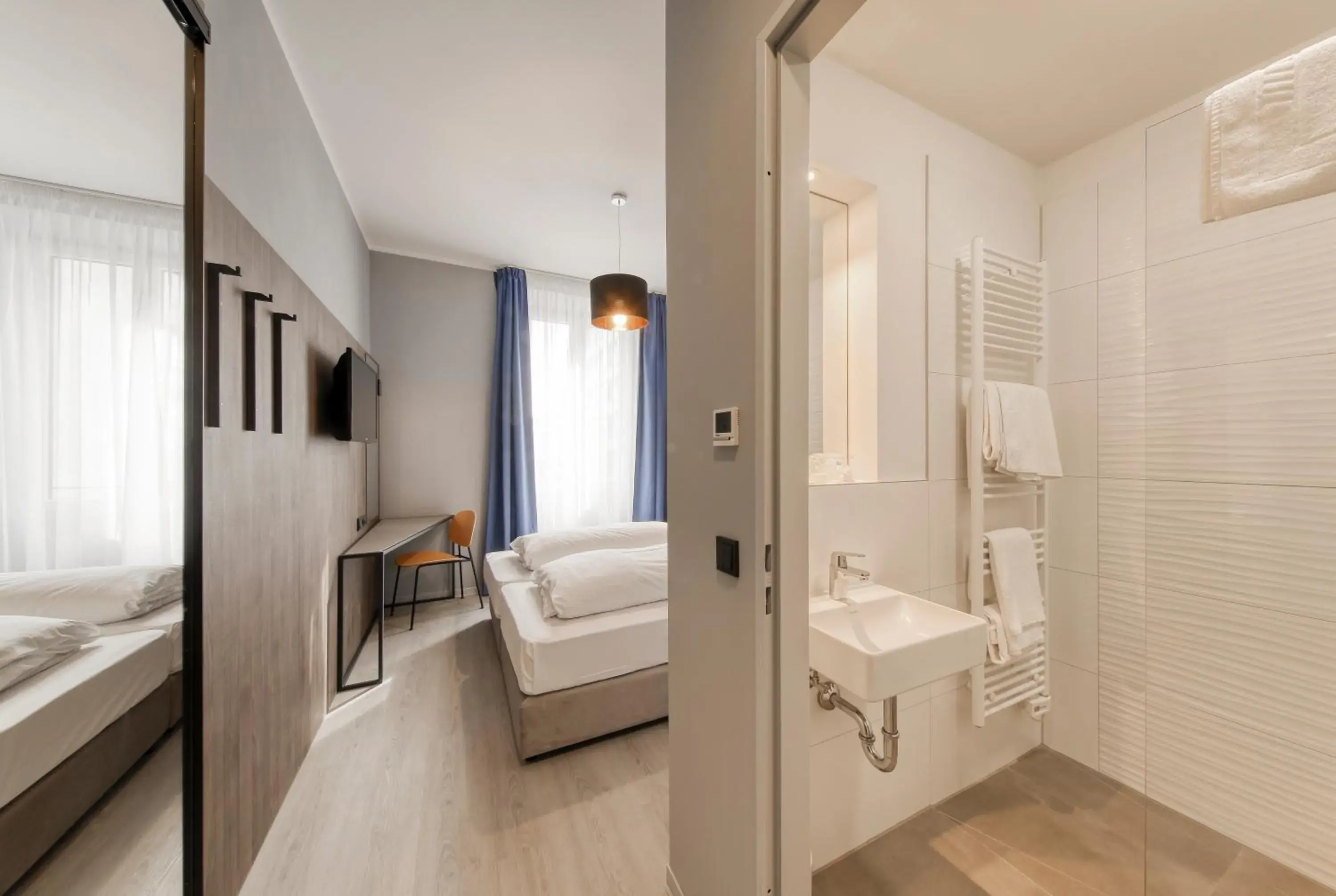 Smart Stay Hotel Station Smart Stay Hotel Station