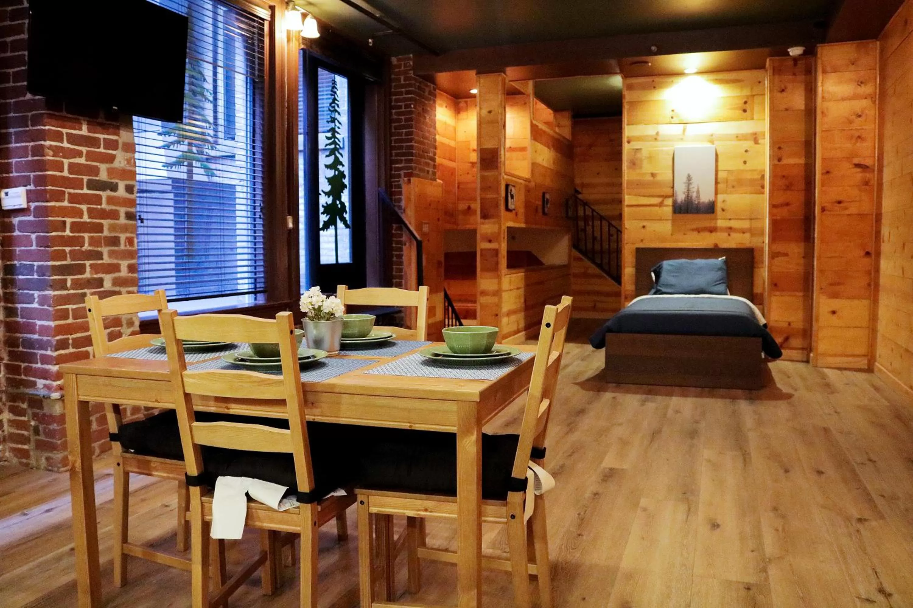 Dining area, Bed in The Haas, Trademark Collection by Wyndham