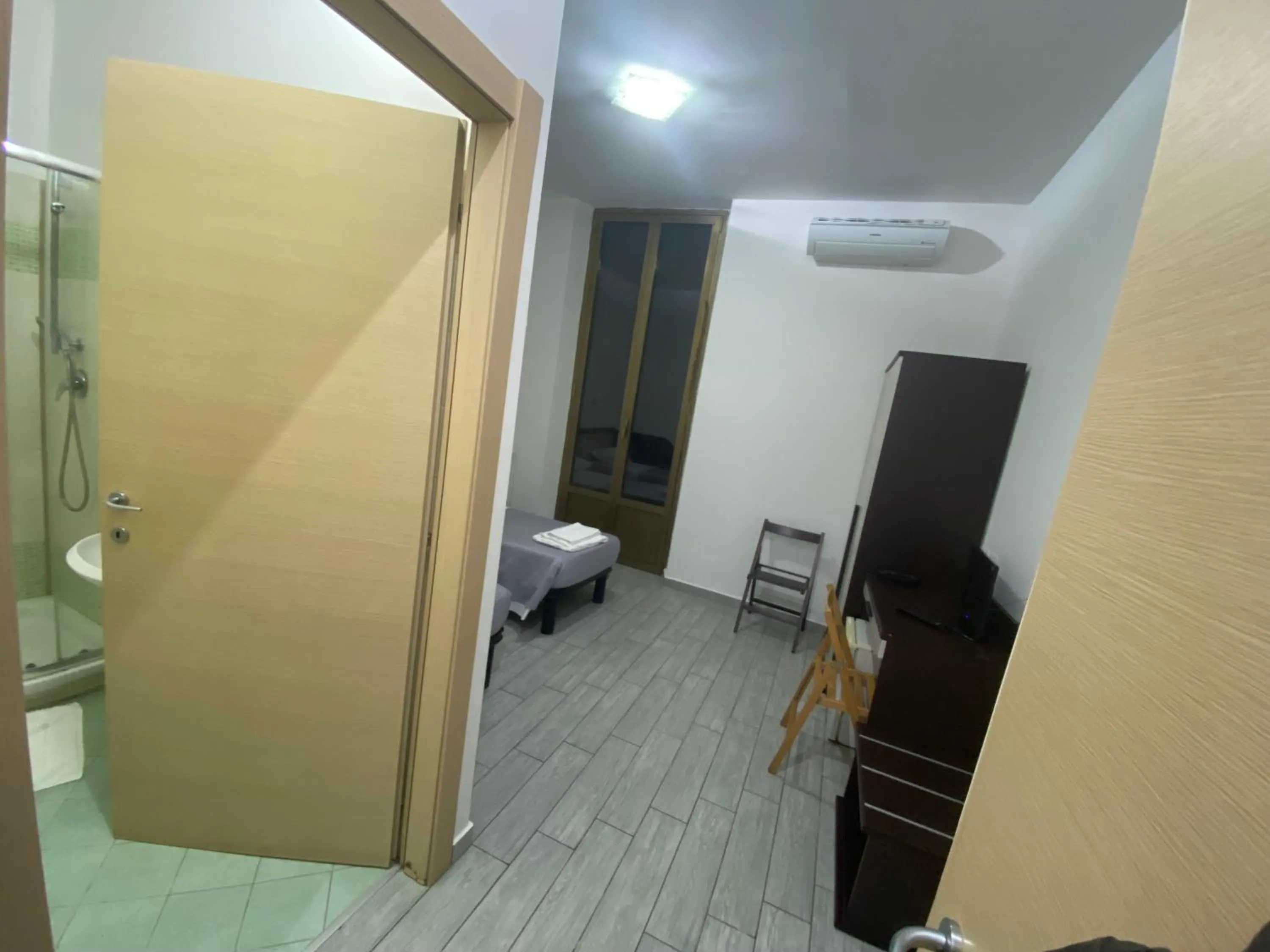 Bedroom in HOTEL Poma