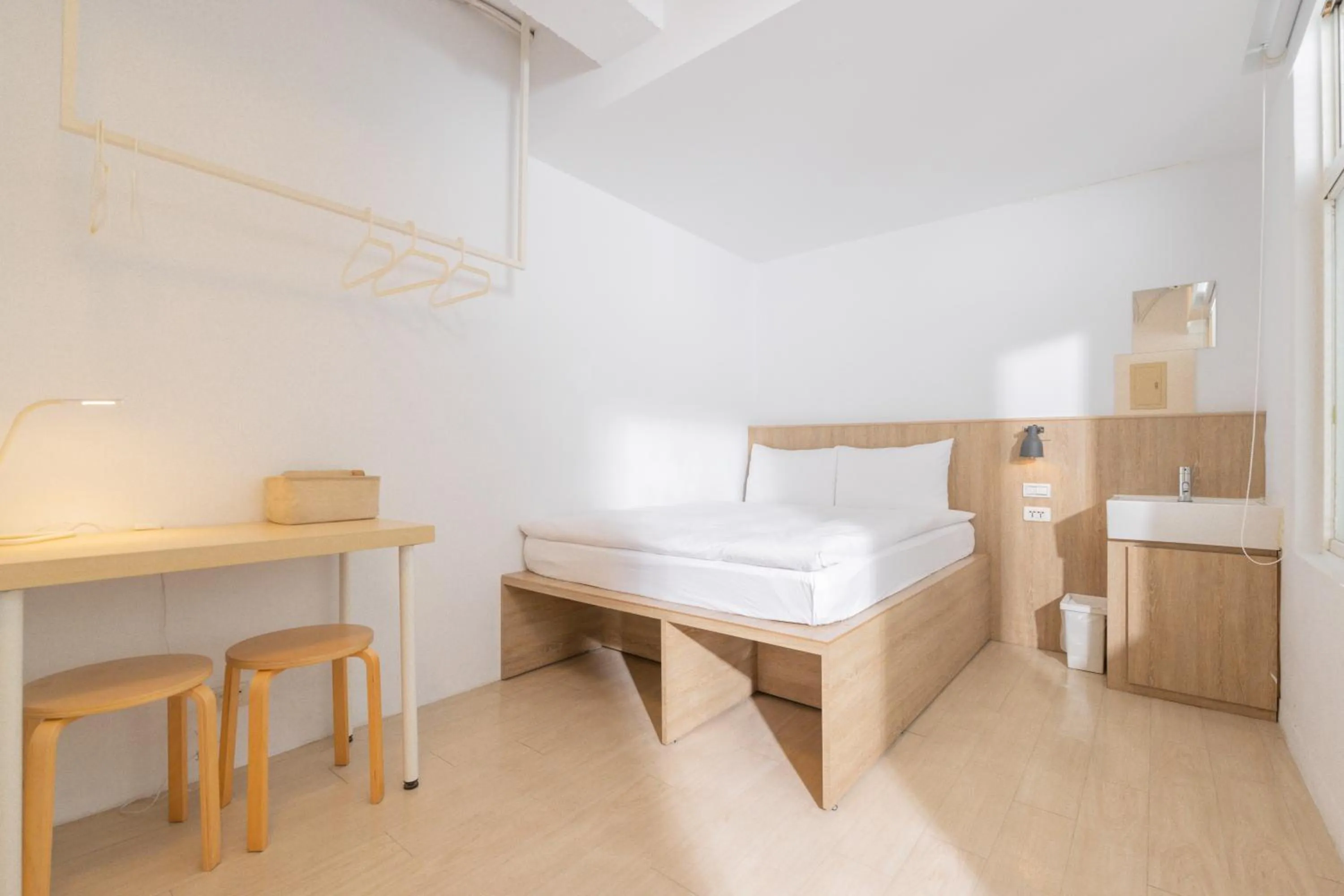 Bed in OwlStay Flip Flop Hostel - Garden