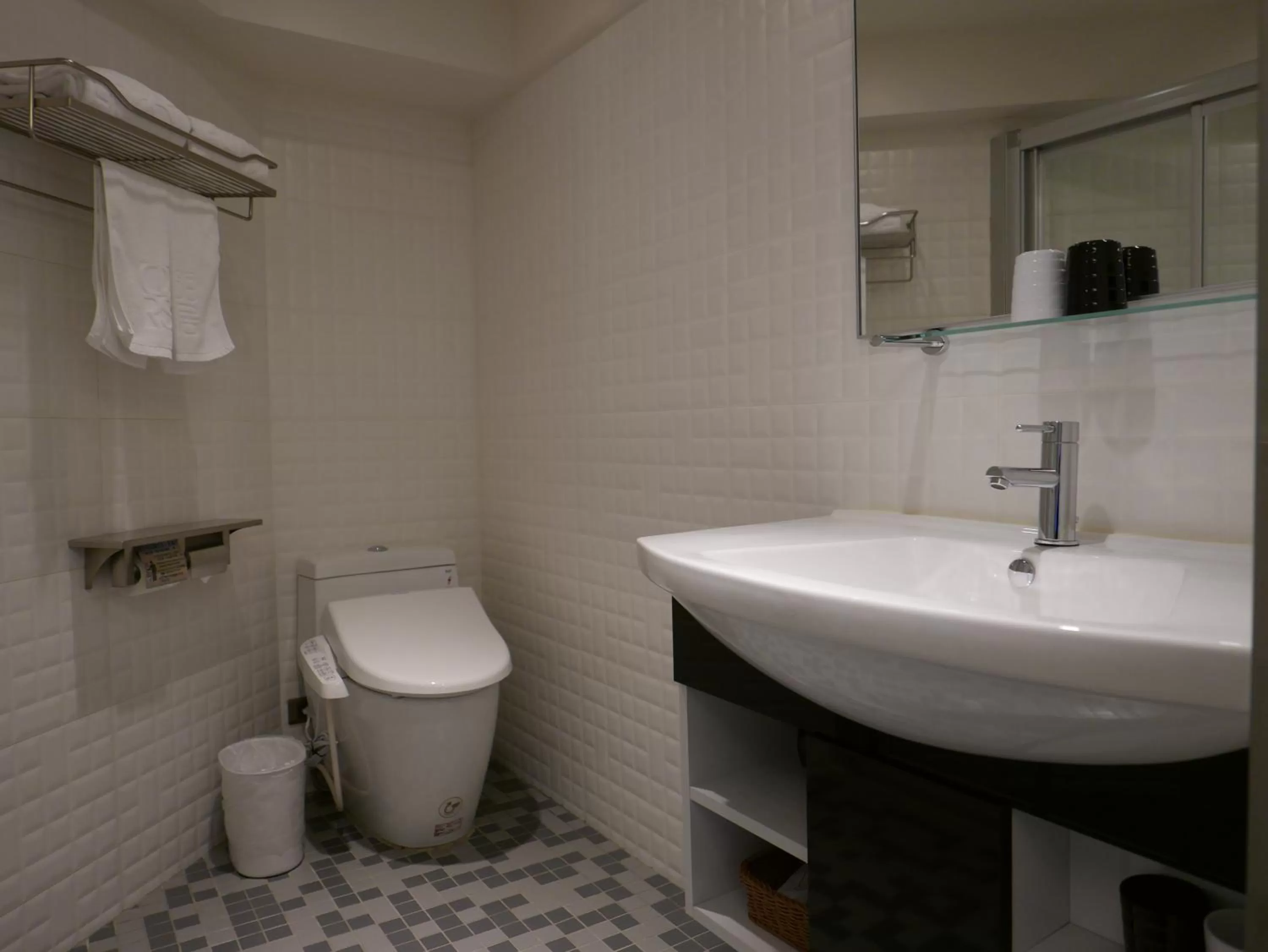 Bathroom in 泊居旅店二館 Oursinn Hotel 2