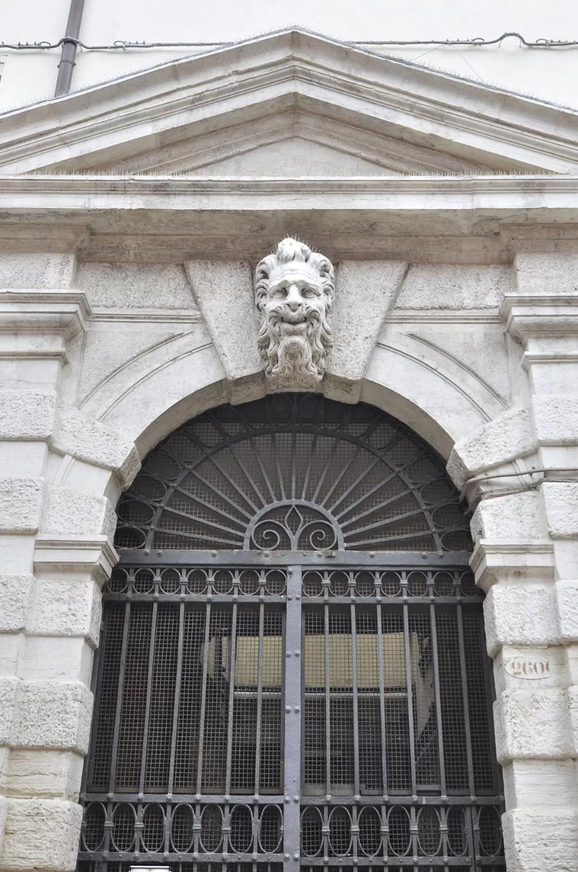 Property building in Al Mascaron Ridente