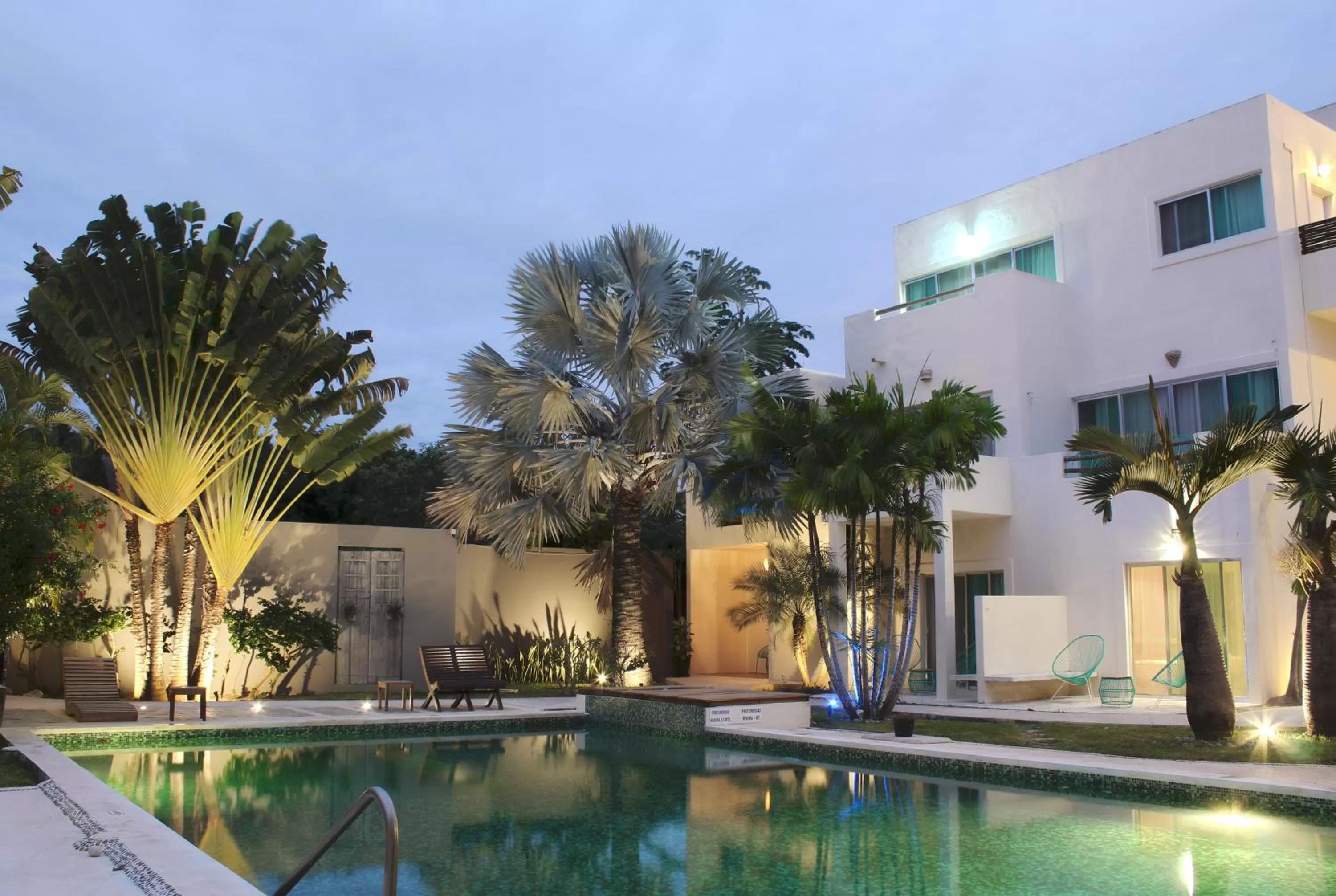 Property building in Villas H2O