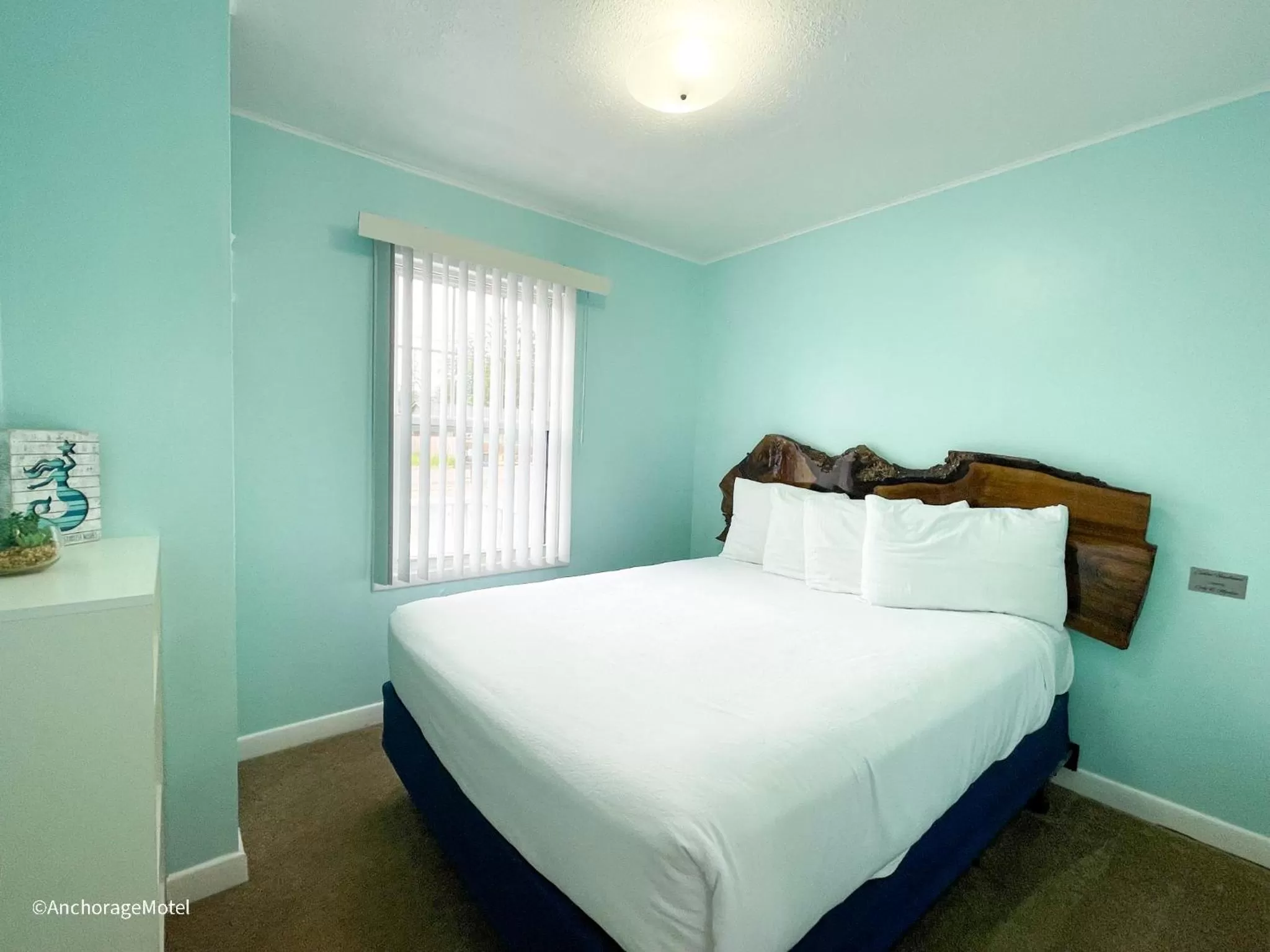 Bedroom, Bed in The Anchorage Motel