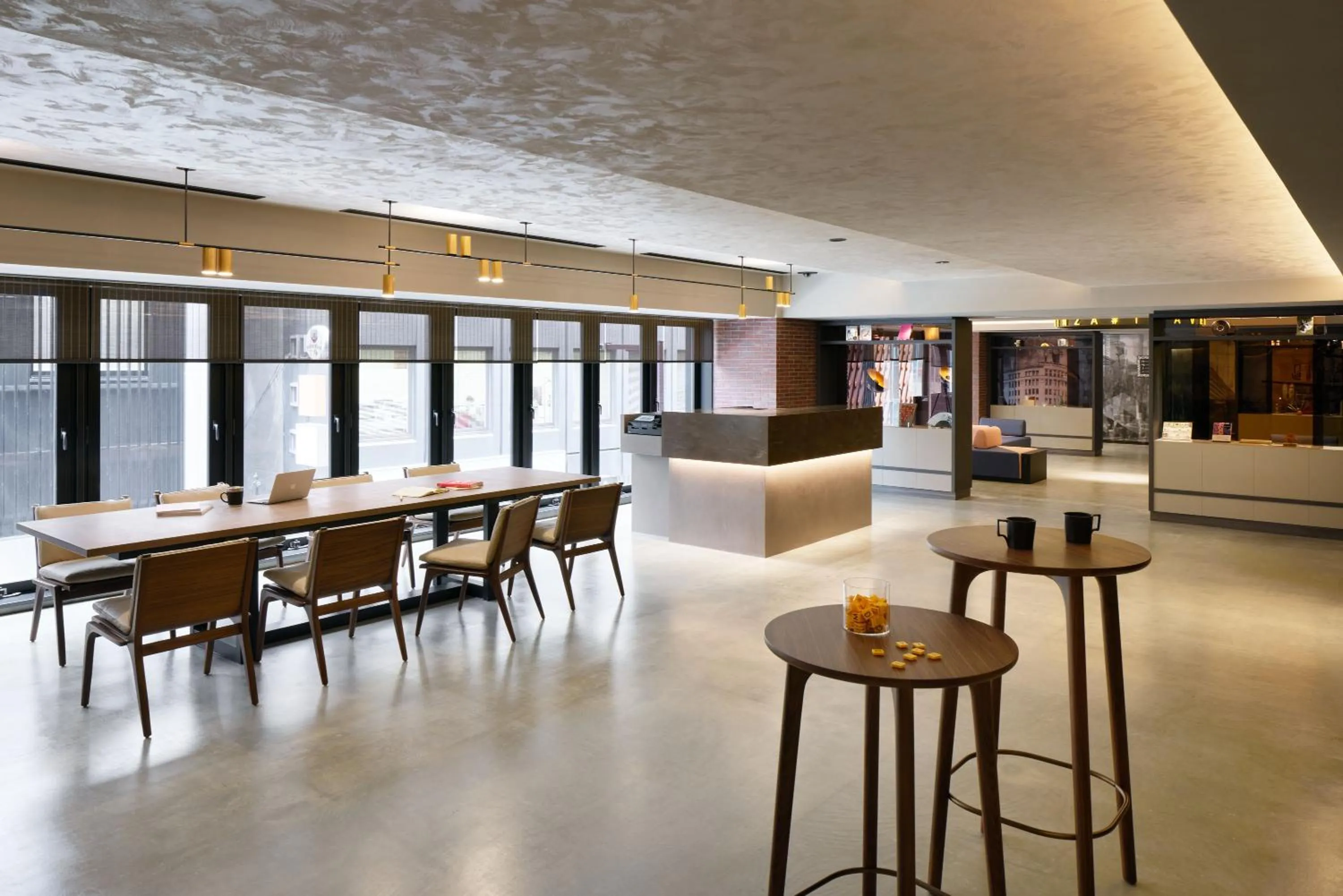 Lobby or reception in the b ginza