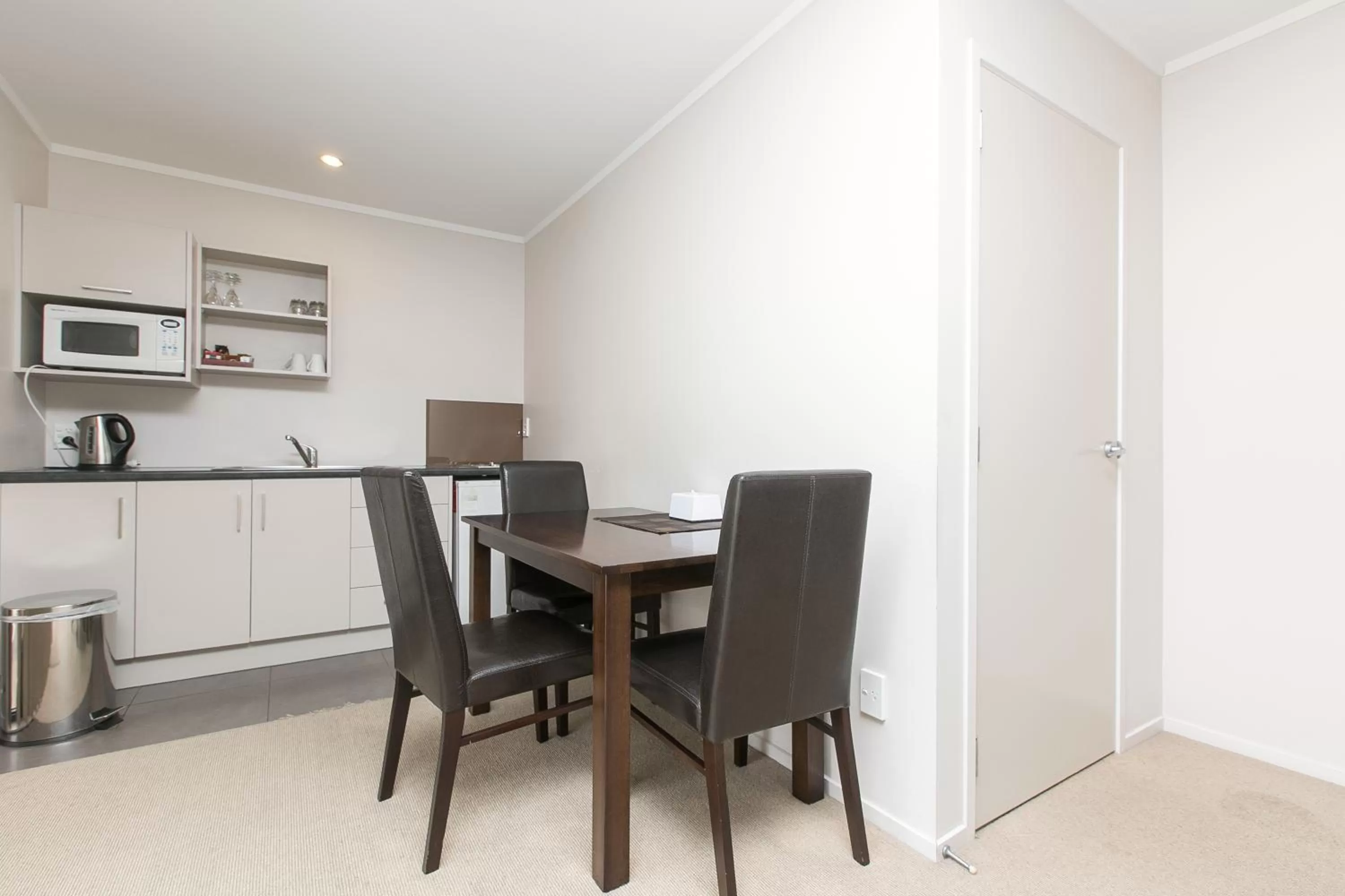 Dining area in Parkview Motor Inn