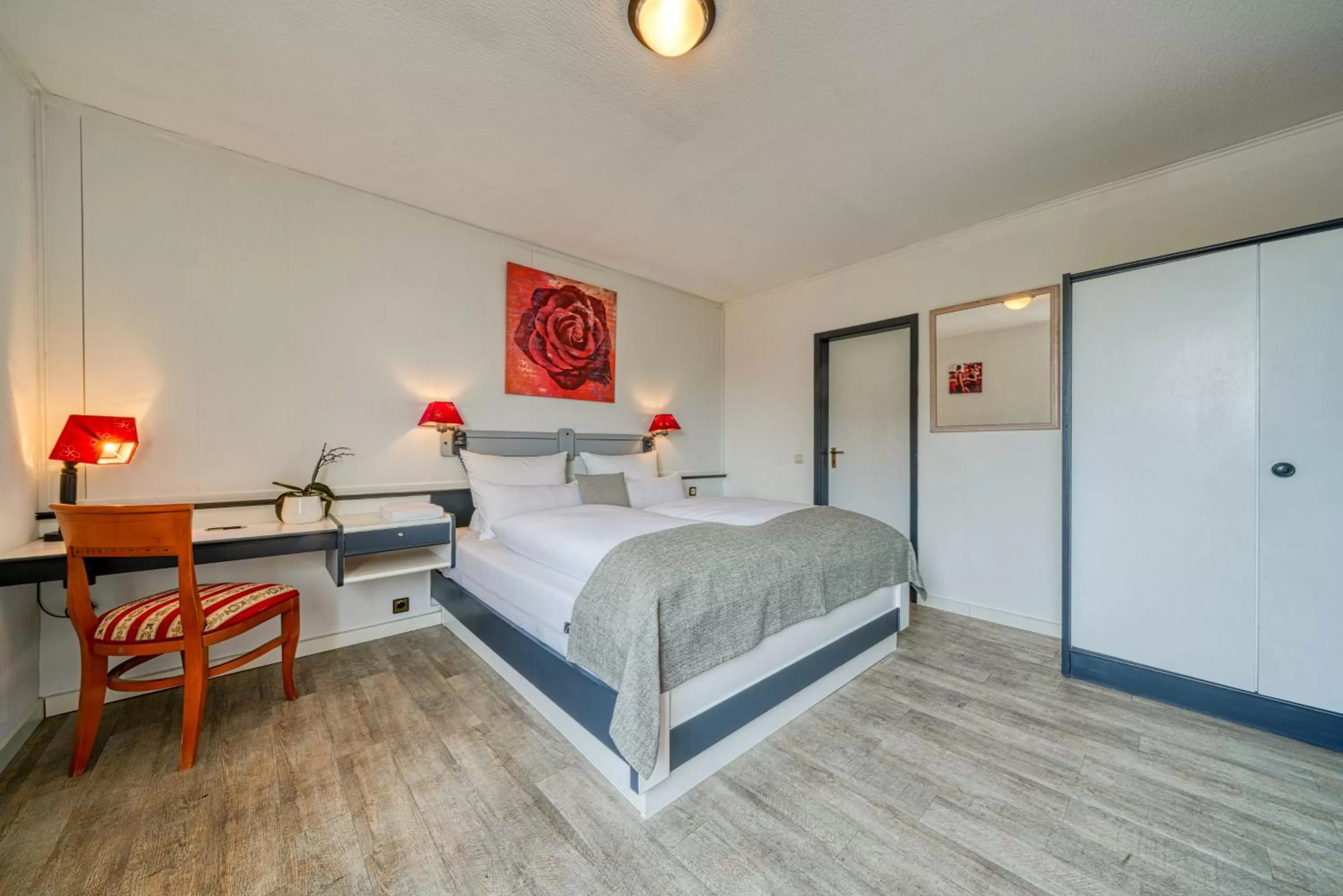 Photo of the whole room, Bed in Hotel Seeblick Försterhaus