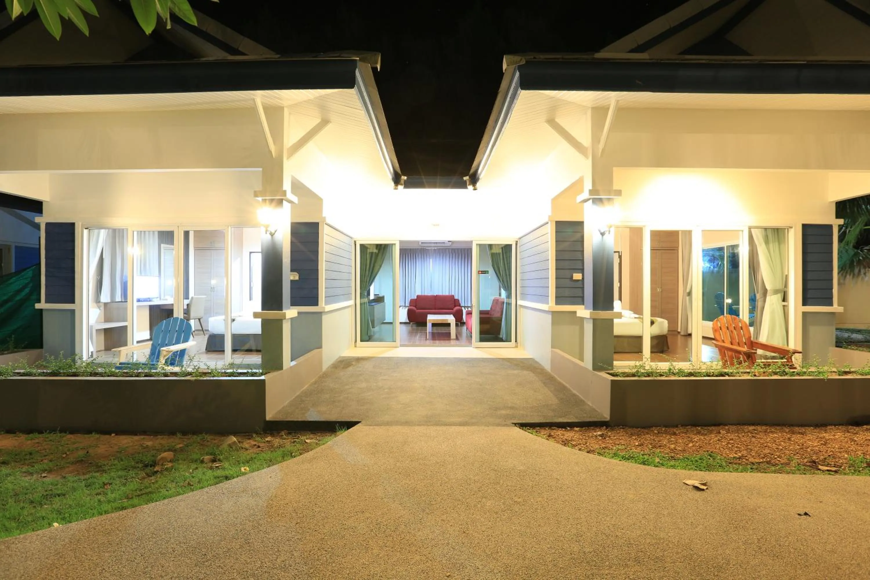 Facade/entrance in Chaolao Tosang Beach Hotel