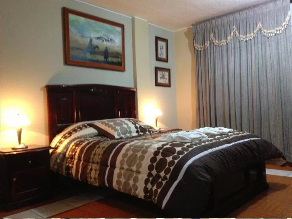 Bed in Hostal Jora Continental