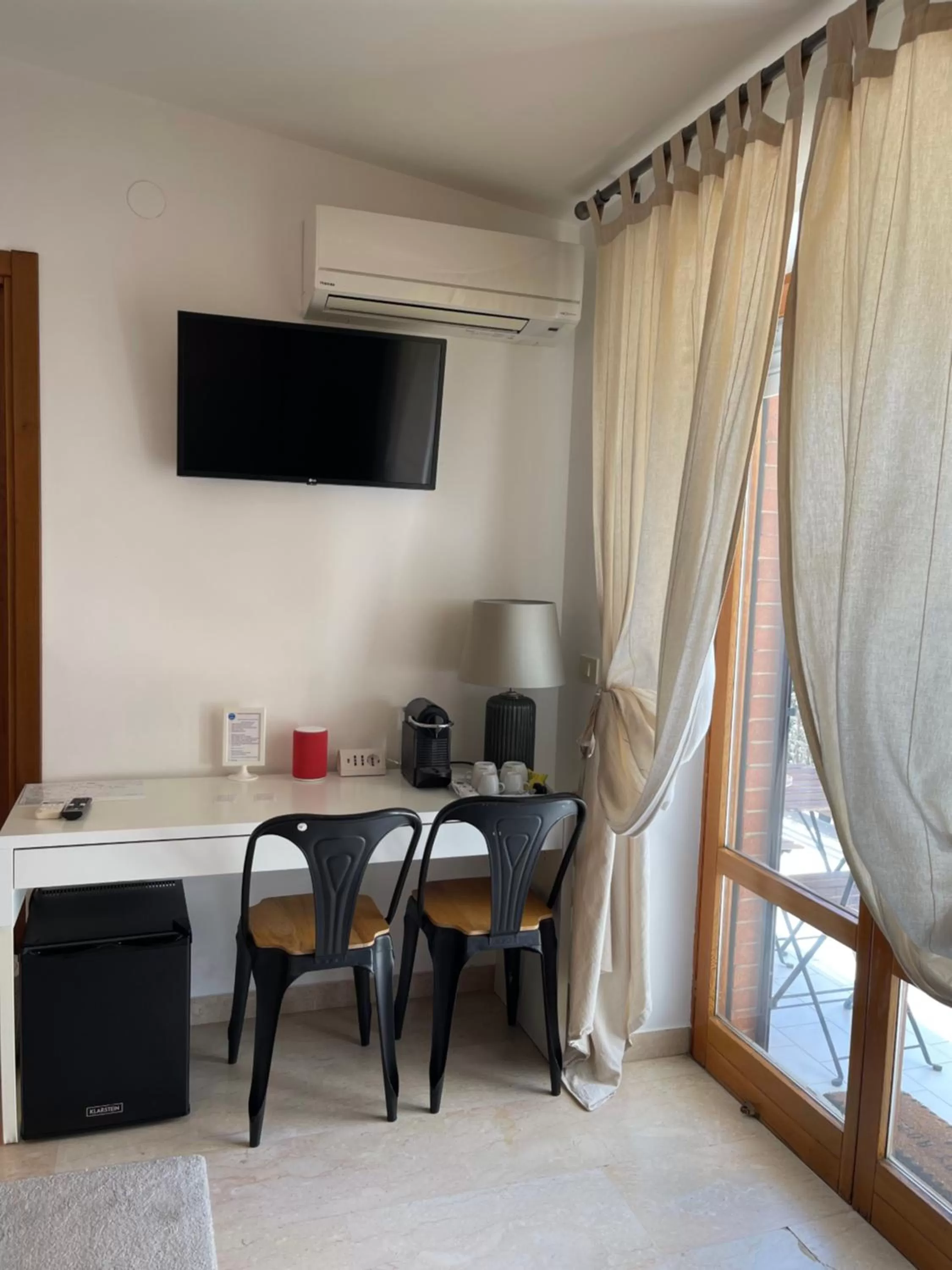 TV and multimedia in B&B Le Saline