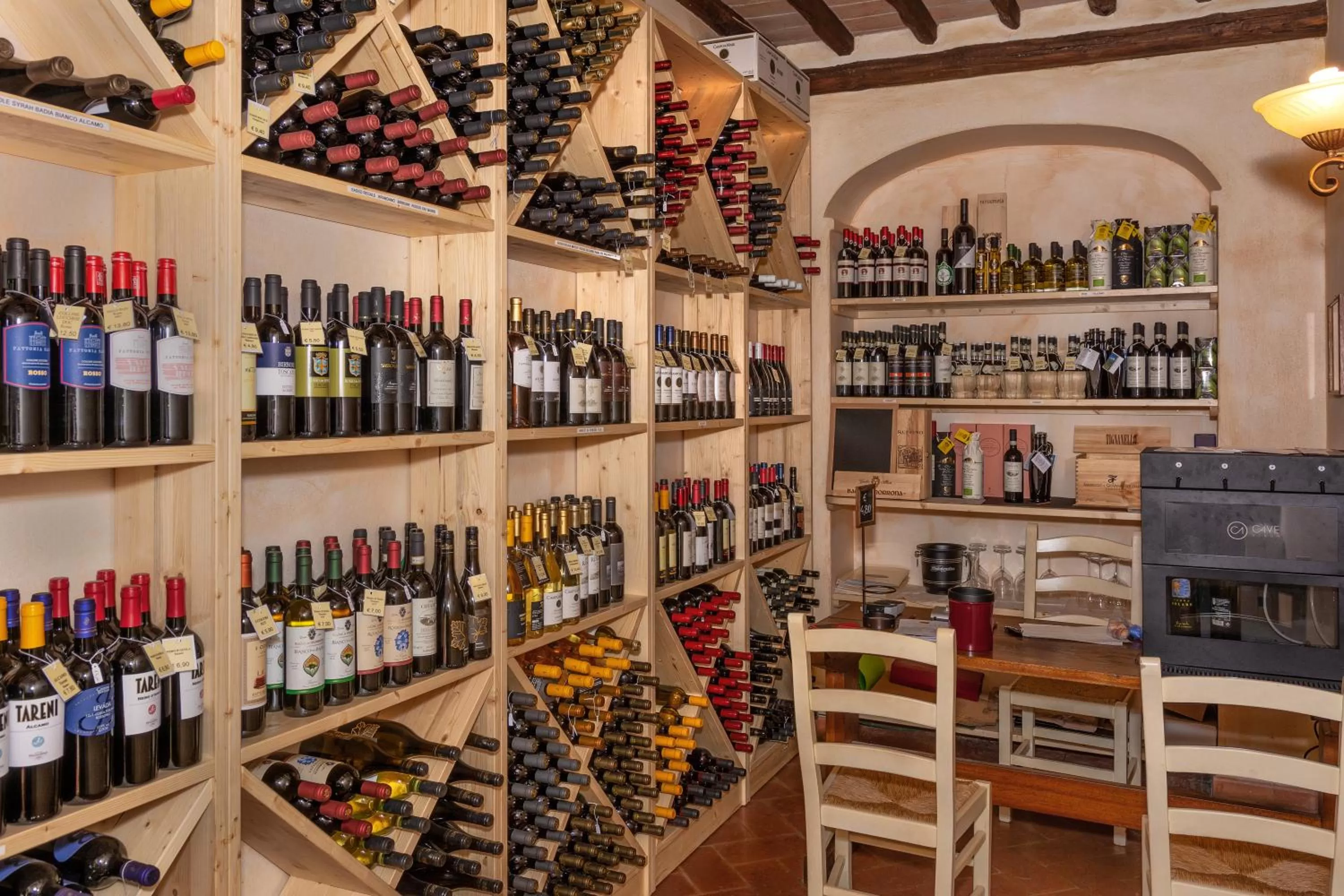 Drinks in Hotel Villa Cheli